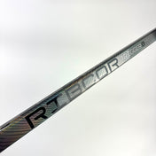 New Right CCM Ribcore Trigger 8 Pro | 100 Flex P28 Curve Grip | Bouchard L229