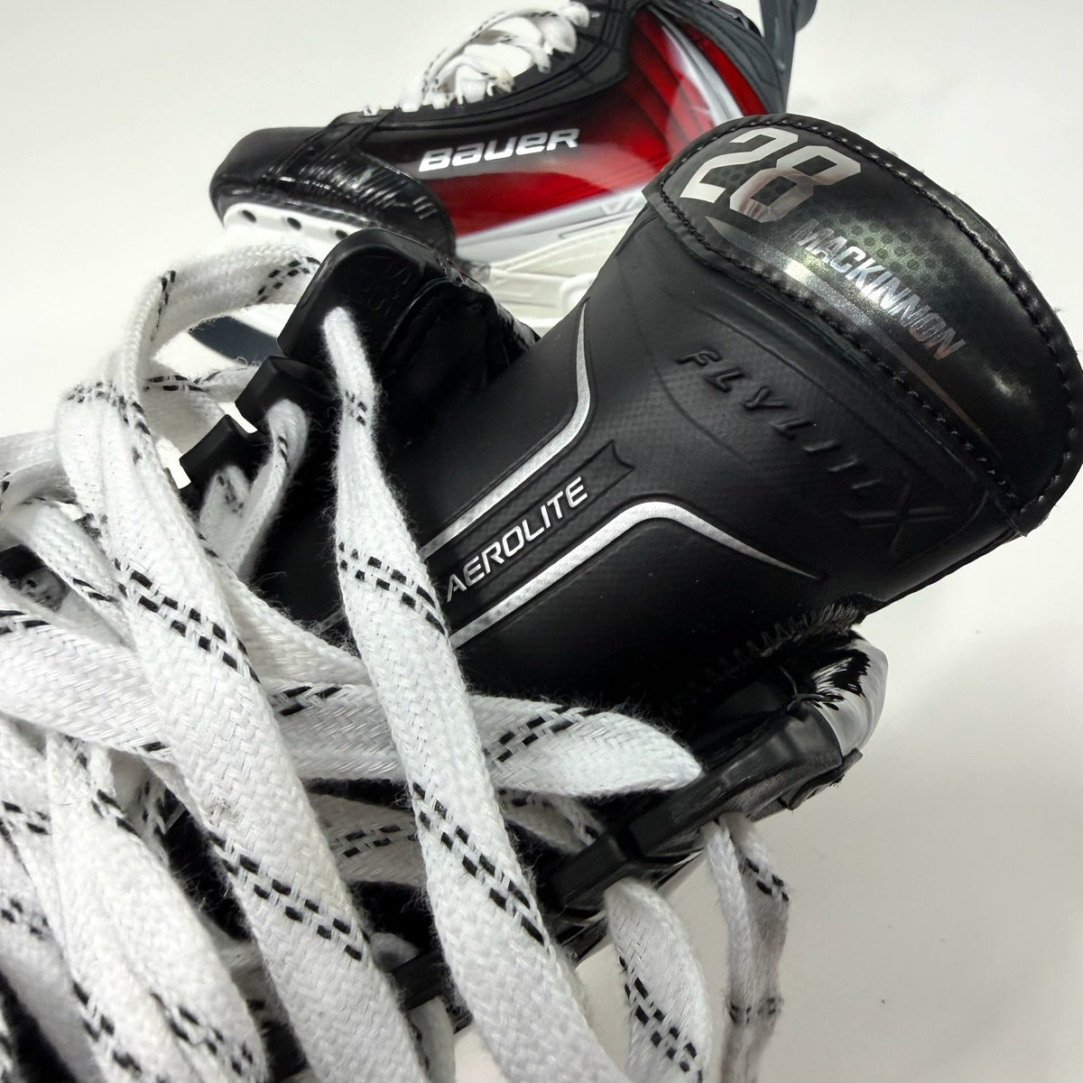 New Red Bauer Vapor Flylite Skates | Size 5 Fit 3 | AB801