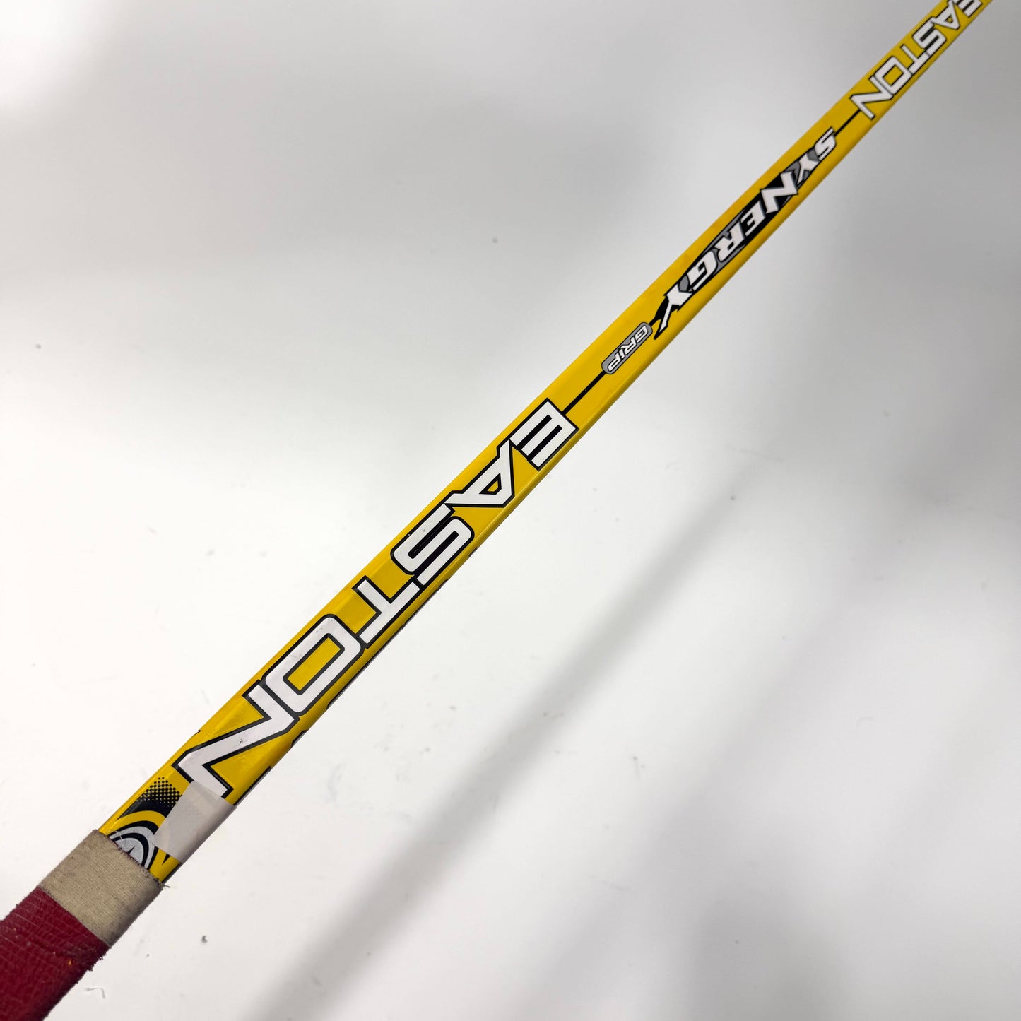Used Left Bauer Easton Synergy | 70 Flex PM9 Curve Grip | R193