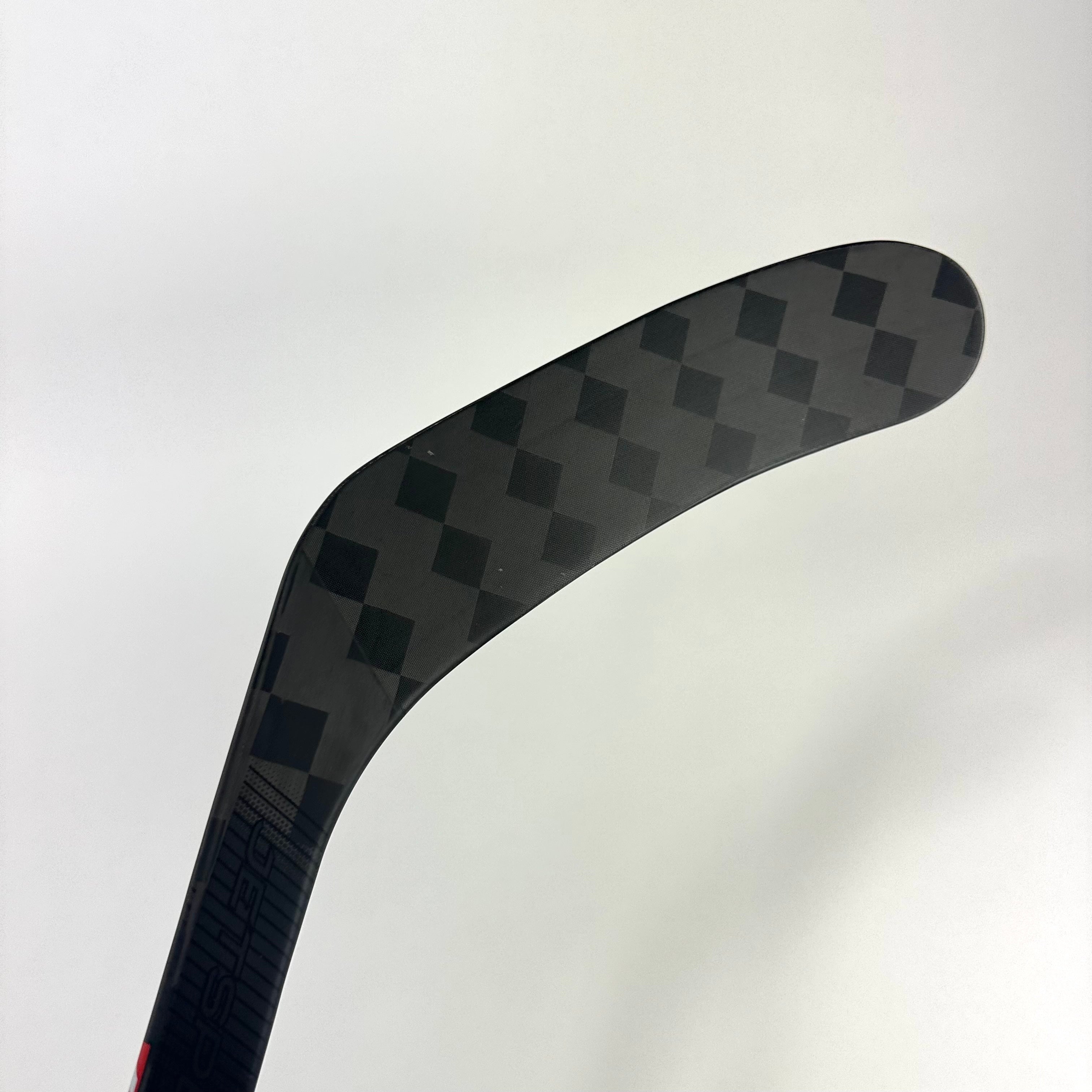 New Right Chrome CCM Jetspeed FT6 Pro | 85 Flex P28M Curve Grip | Swoyer L184