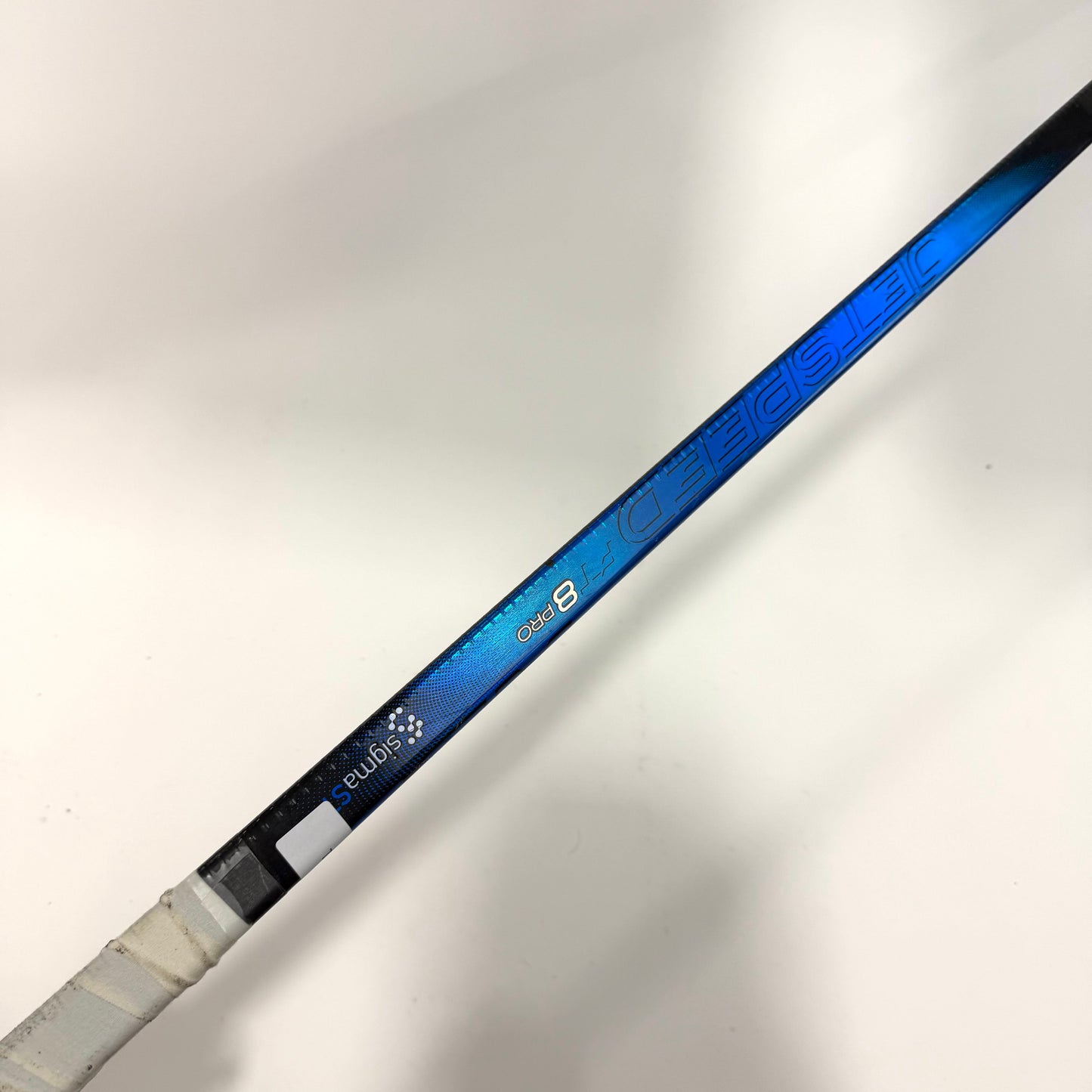 Used Right Blue CCM Jetspeed FT8 Pro | 85 Flex P92 Curve Grip | AB951