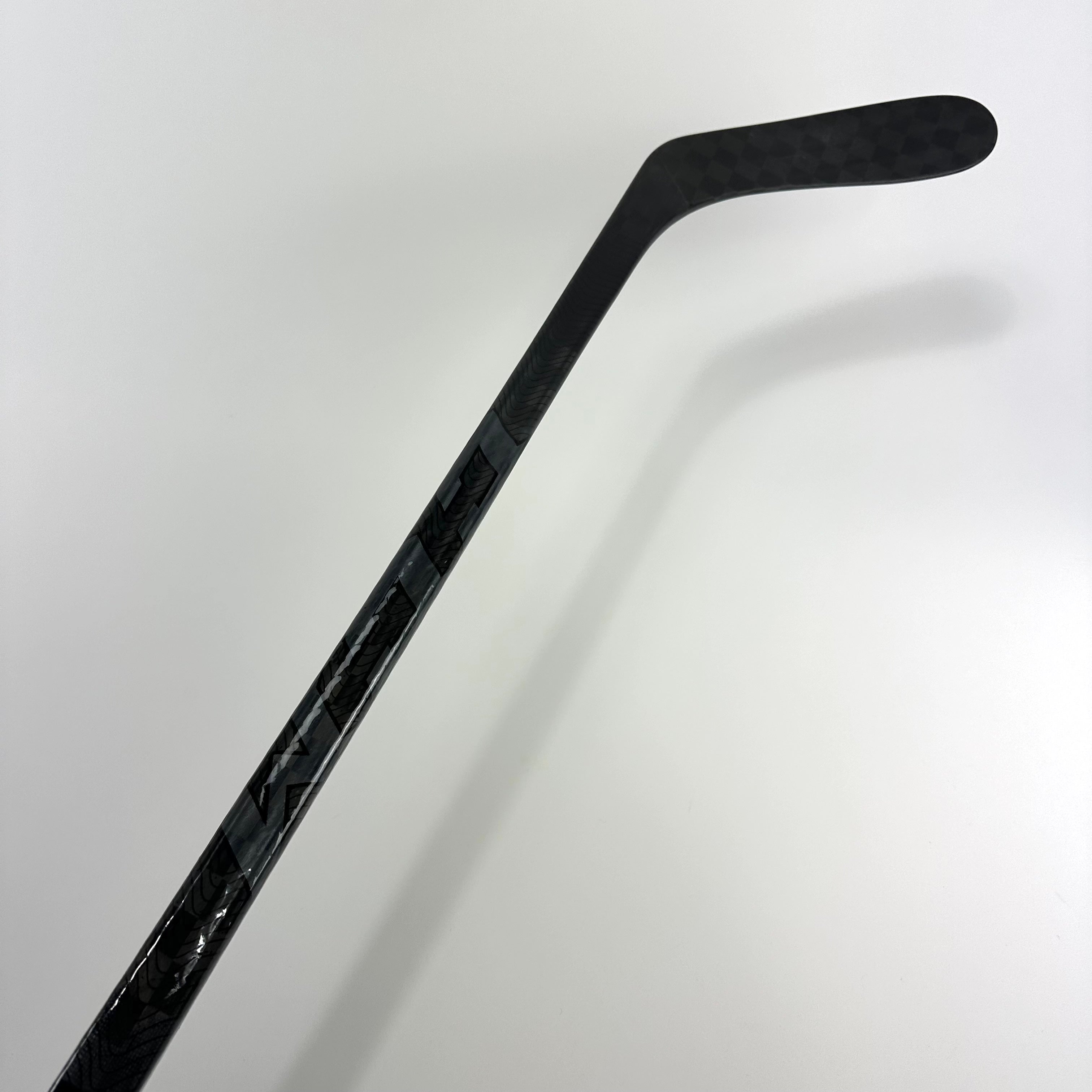 New Right CCM Ribcore Trigger 6 Pro | 80 Flex P28 Curve Grip | Steen | C187