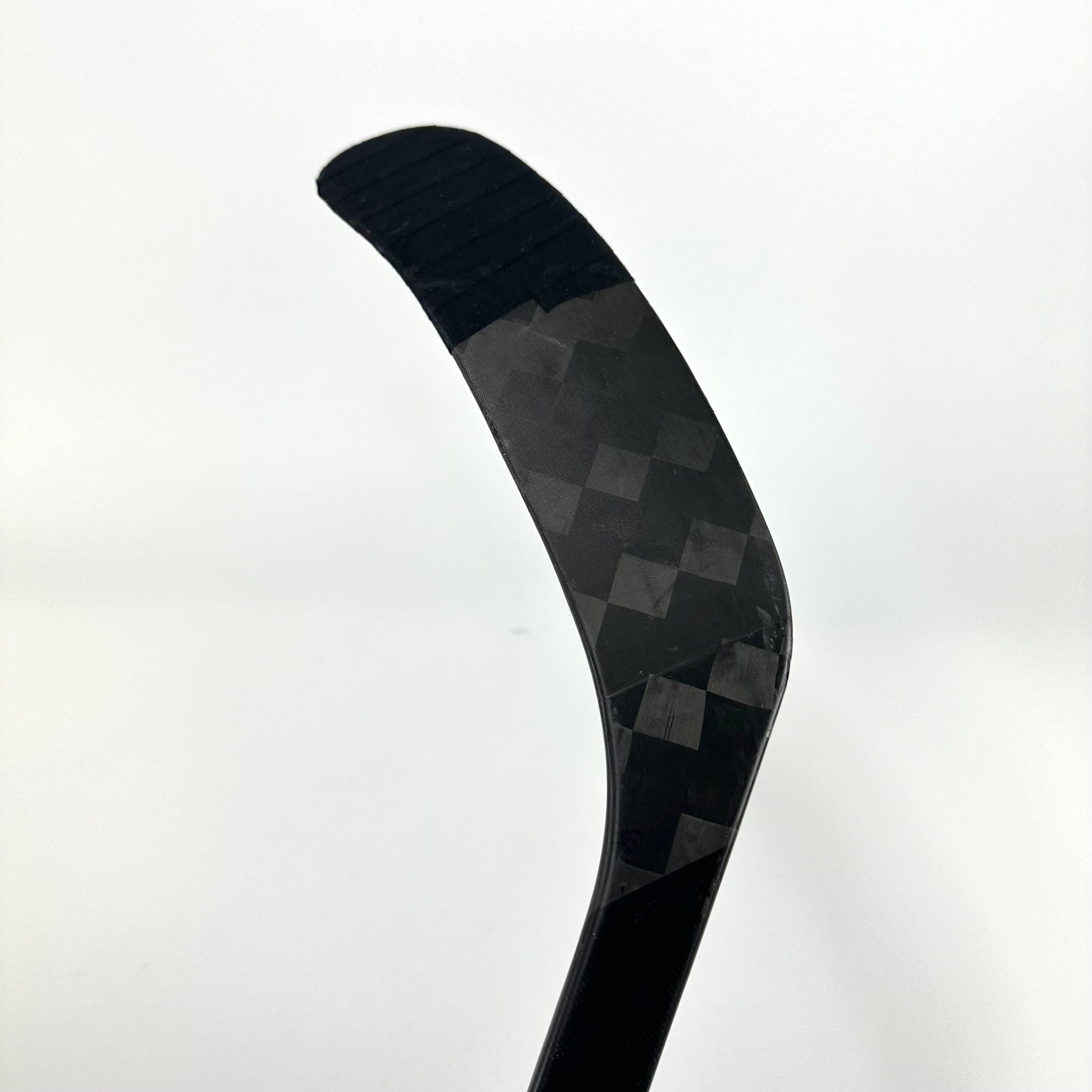 Used Right CCM Super Tacks AS6 Pro | 90 Flex P90M Curve Grip | G114