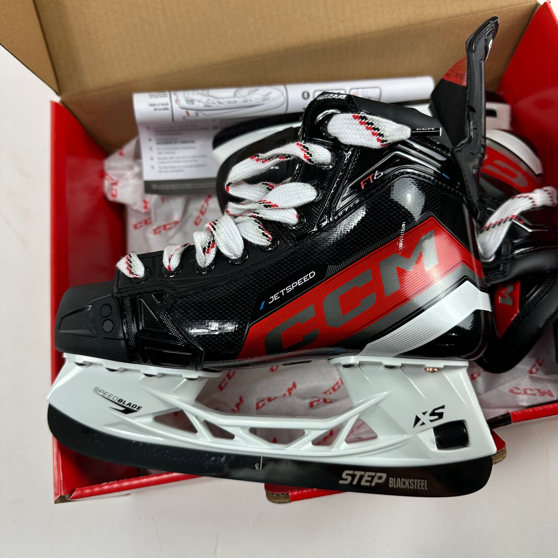Brand New CCM FT6 Pro Hockey Skates - Size 5.5 Regular - #K18 - Top Flight Hockey