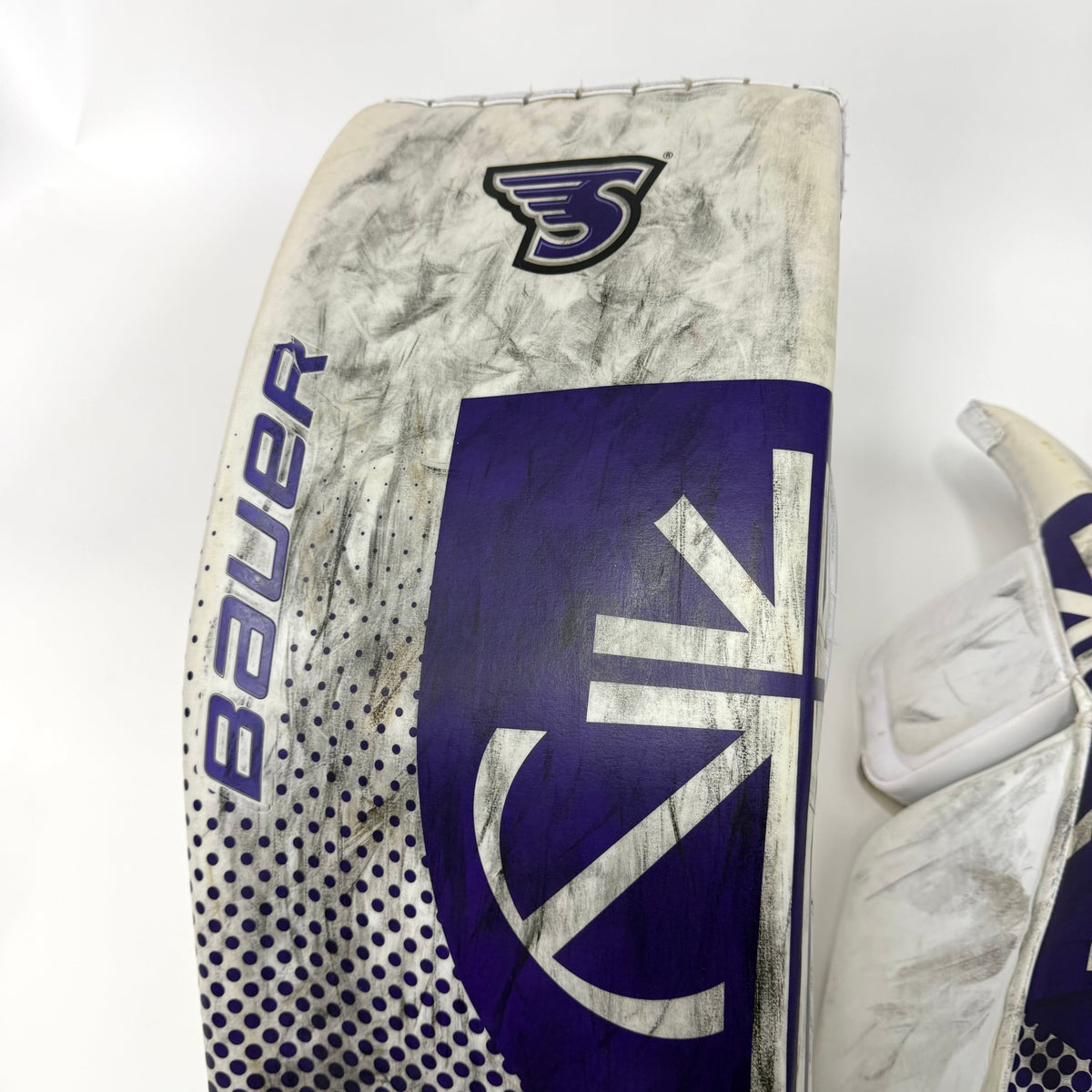 Used White and Purple Bauer Hyperlite Goalie Leg Pads | Size Small | 33+1"