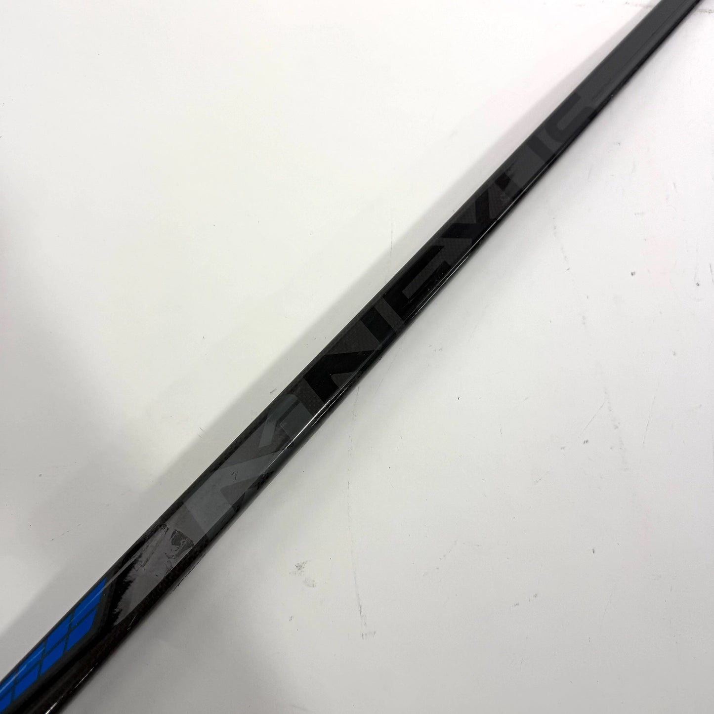 Used Left Bauer Nexus 8000 | 107 Flex Custom P92 Curve Grip | Bourque | BH233 - Top Flight Hockey