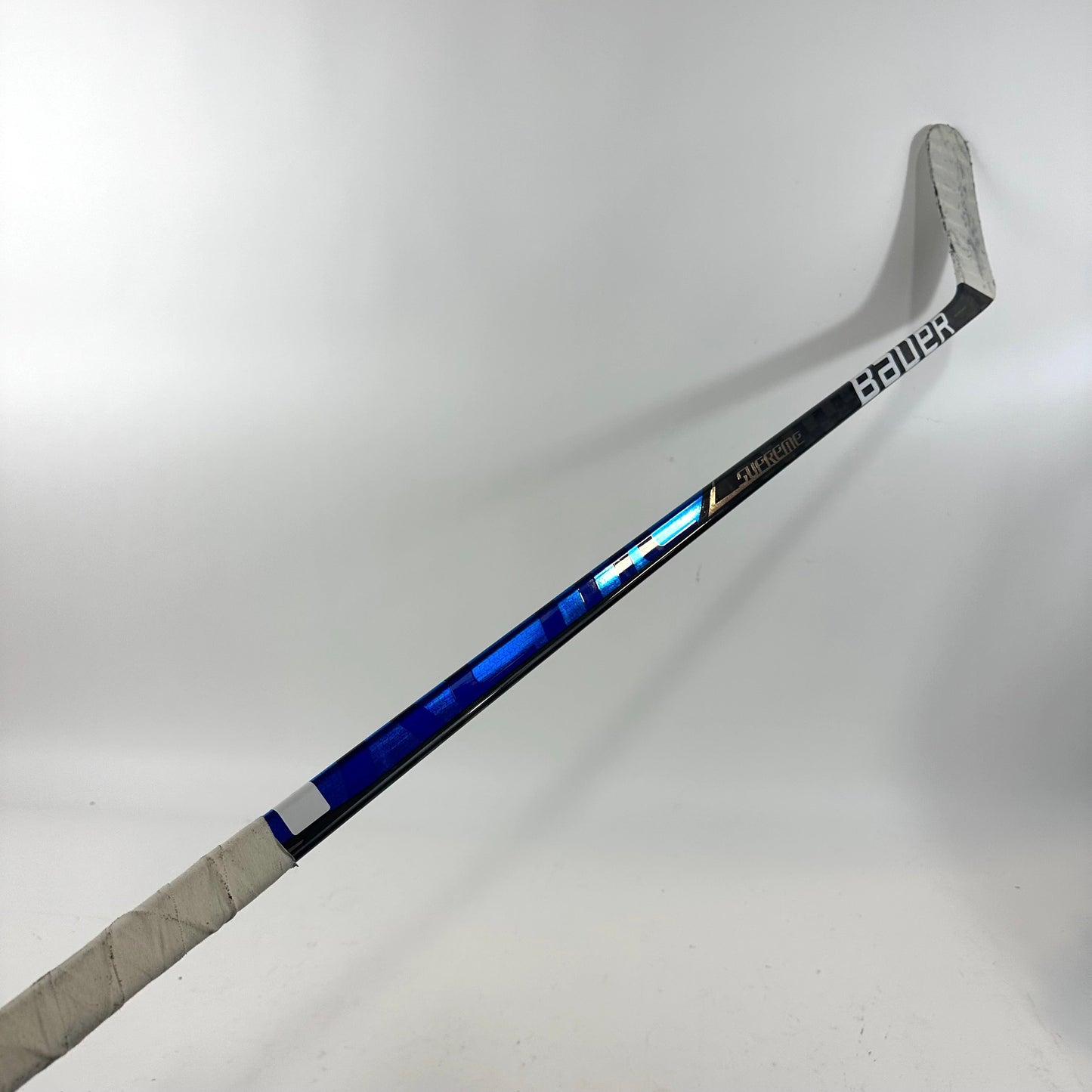 Used Left Handed Blue Bauer Supreme Ultra Sonic | 87 Flex | P92M Curve | Brooks | Grip | A414 - Top Flight Hockey
