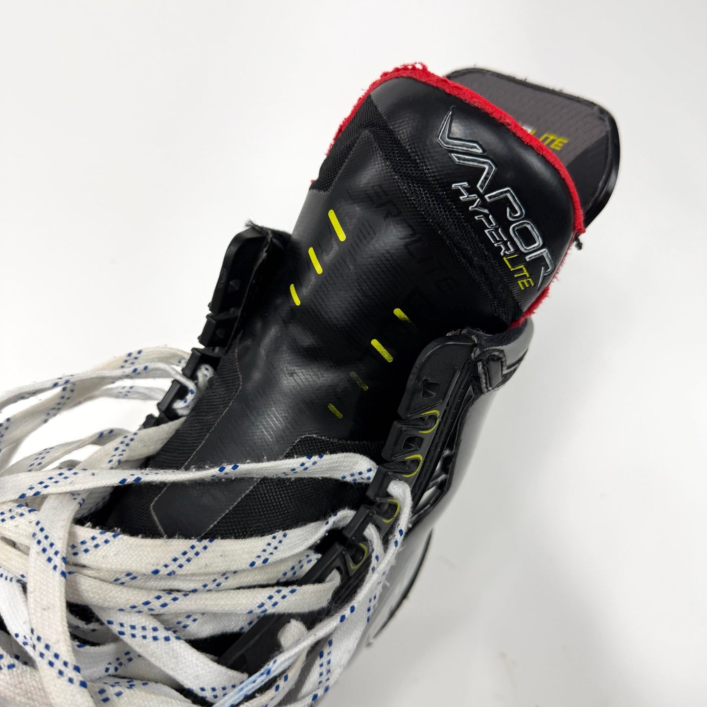 Used Bauer Vapor Hyperlite Skates | Size 10 Fit 1 | AB787