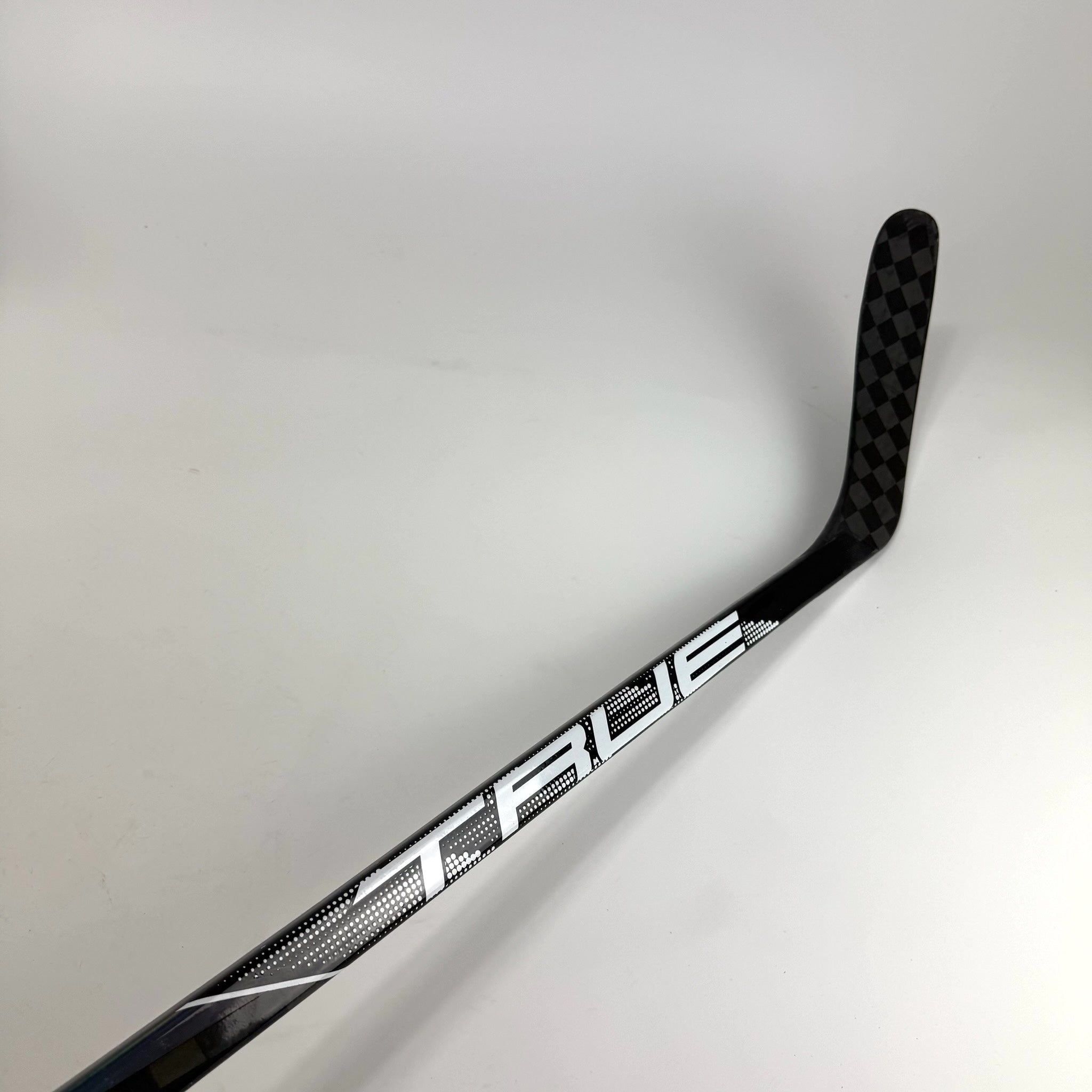 New Left White True HZRDUS 9X4 | 80 Flex Custom Toe Curve Grip | Joseph | D227 - Top Flight Hockey