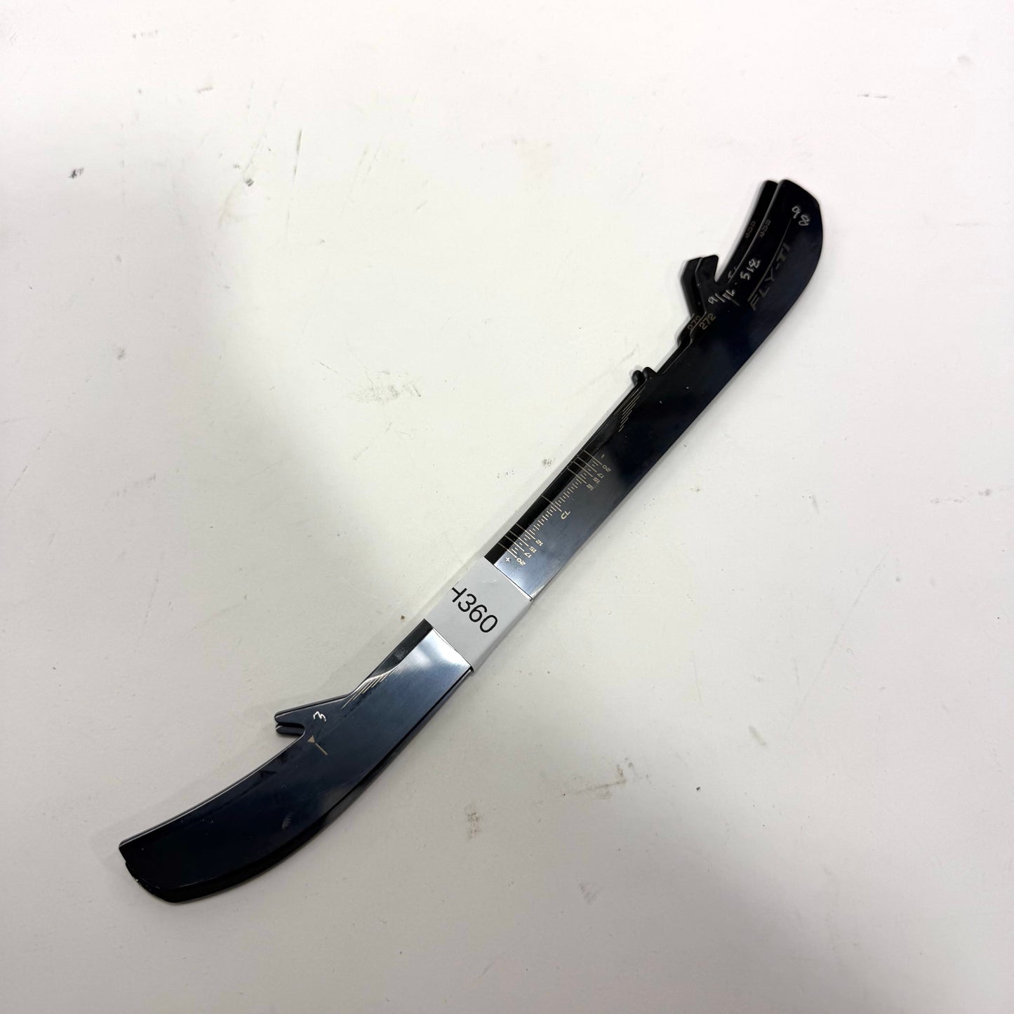 Used Bauer Fly-Ti Steel | 272mm | Chicago Blackhawks Connor Bedard #98 | BH360