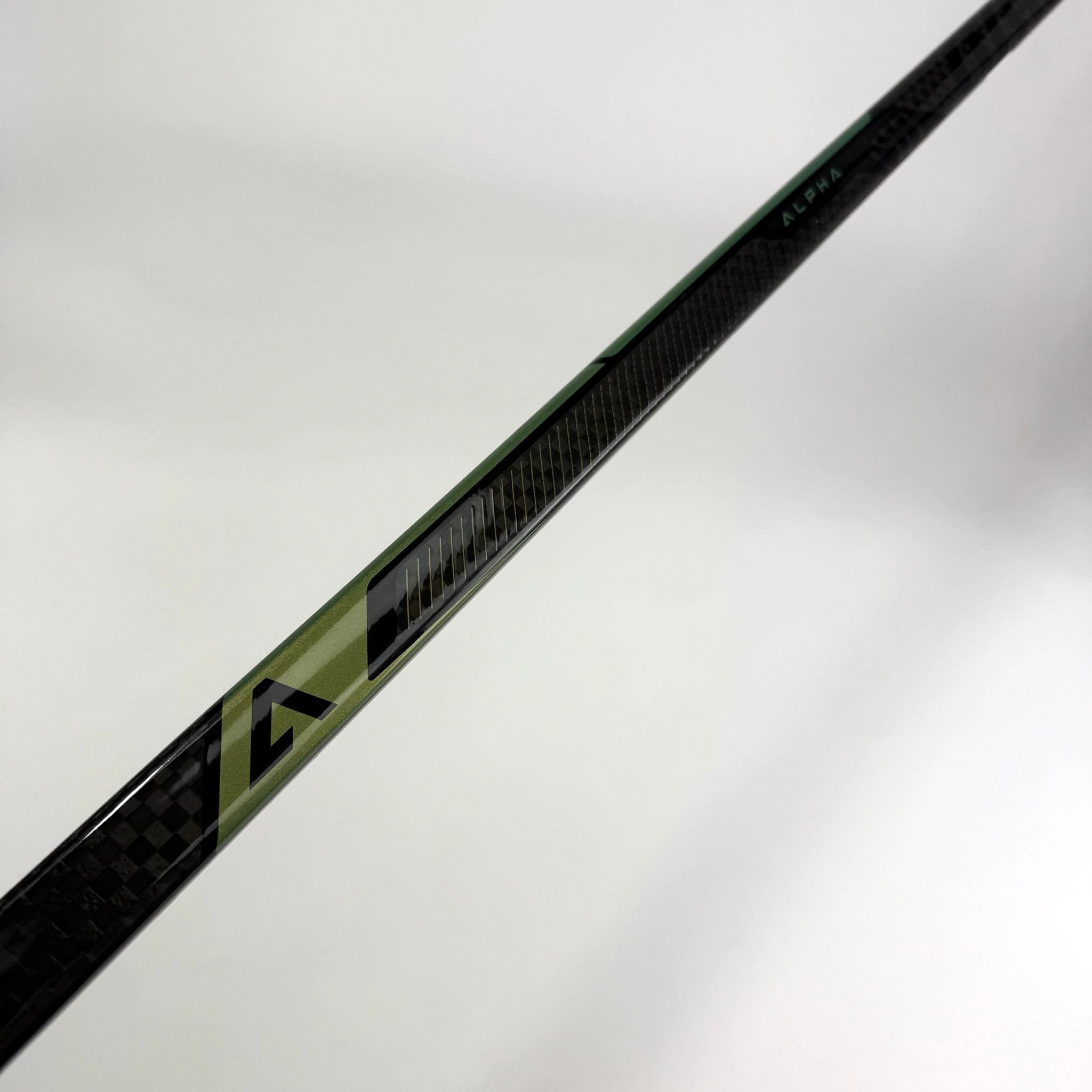 New Right Warrior Alpha LX3 | 75 Flex W28 Curve Grip | F455 - Top Flight Hockey