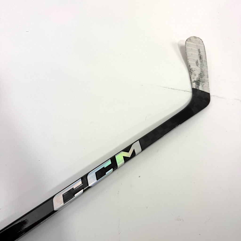 Used Left Black CCM Jetspeed FT8 Pro | 90 Flex P92 Curve Grip | Jason Dickinson | BH127 - Top Flight Hockey