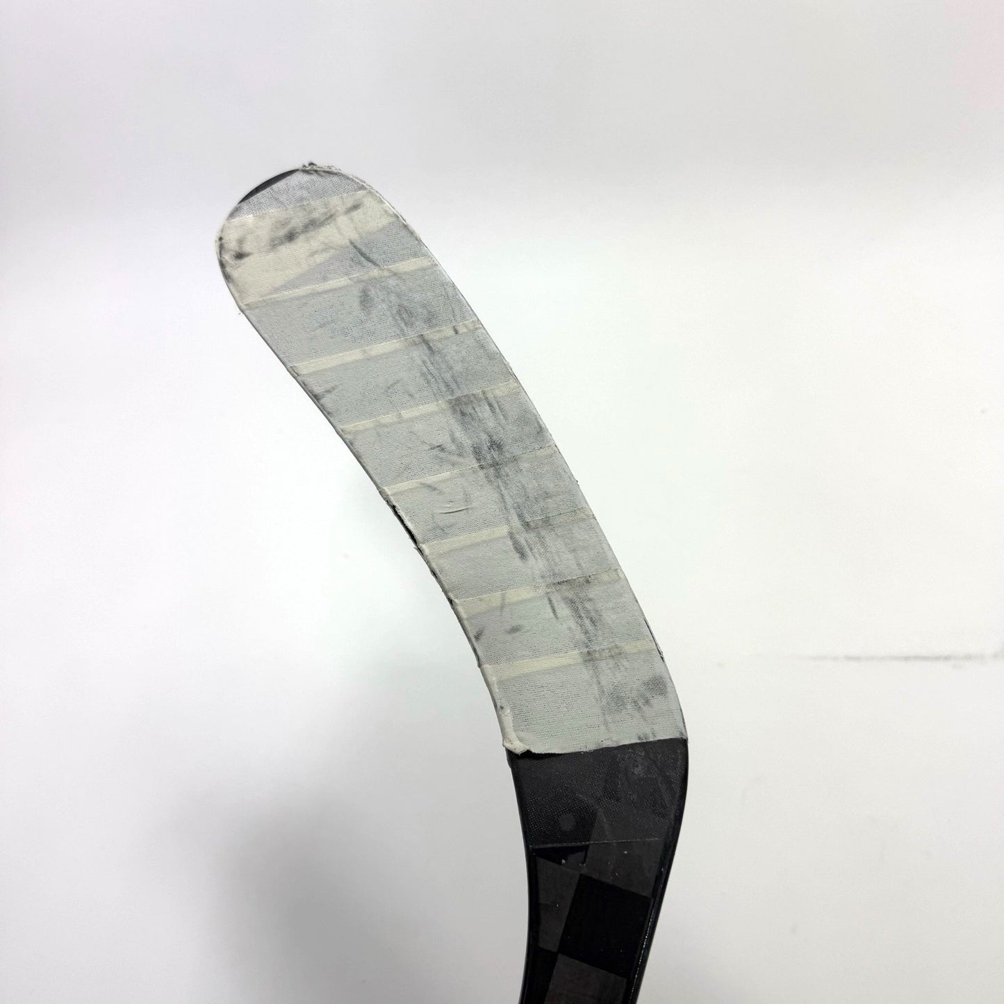 Used Left Warrior Covert QR6 Pro | 85 Flex w03 Curve Grip | Lukas Reichel | BH157