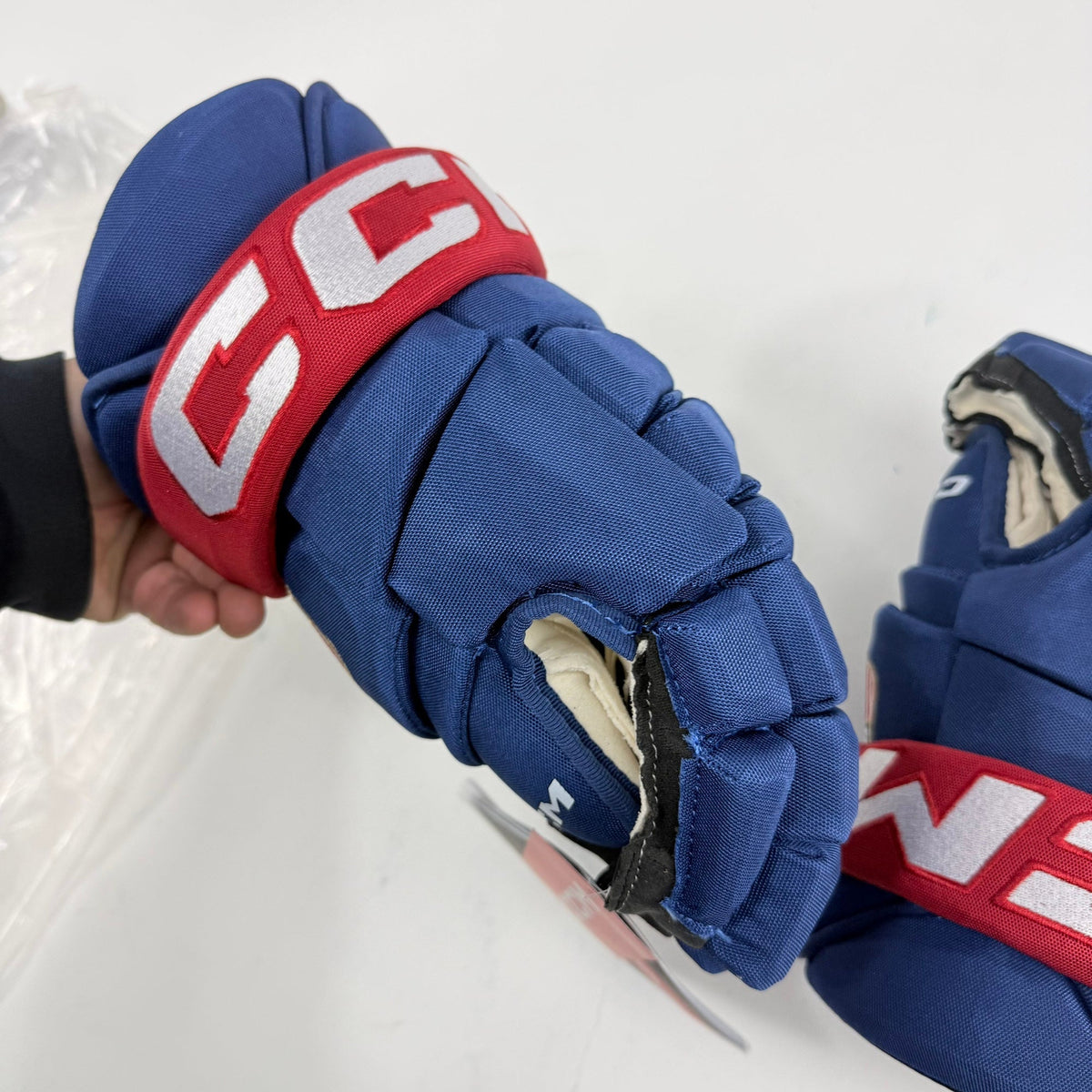 New TEAM USA CCM Jetspeed FT8 Pro Gloves | 13" - #683978308851 - Top Flight Hockey