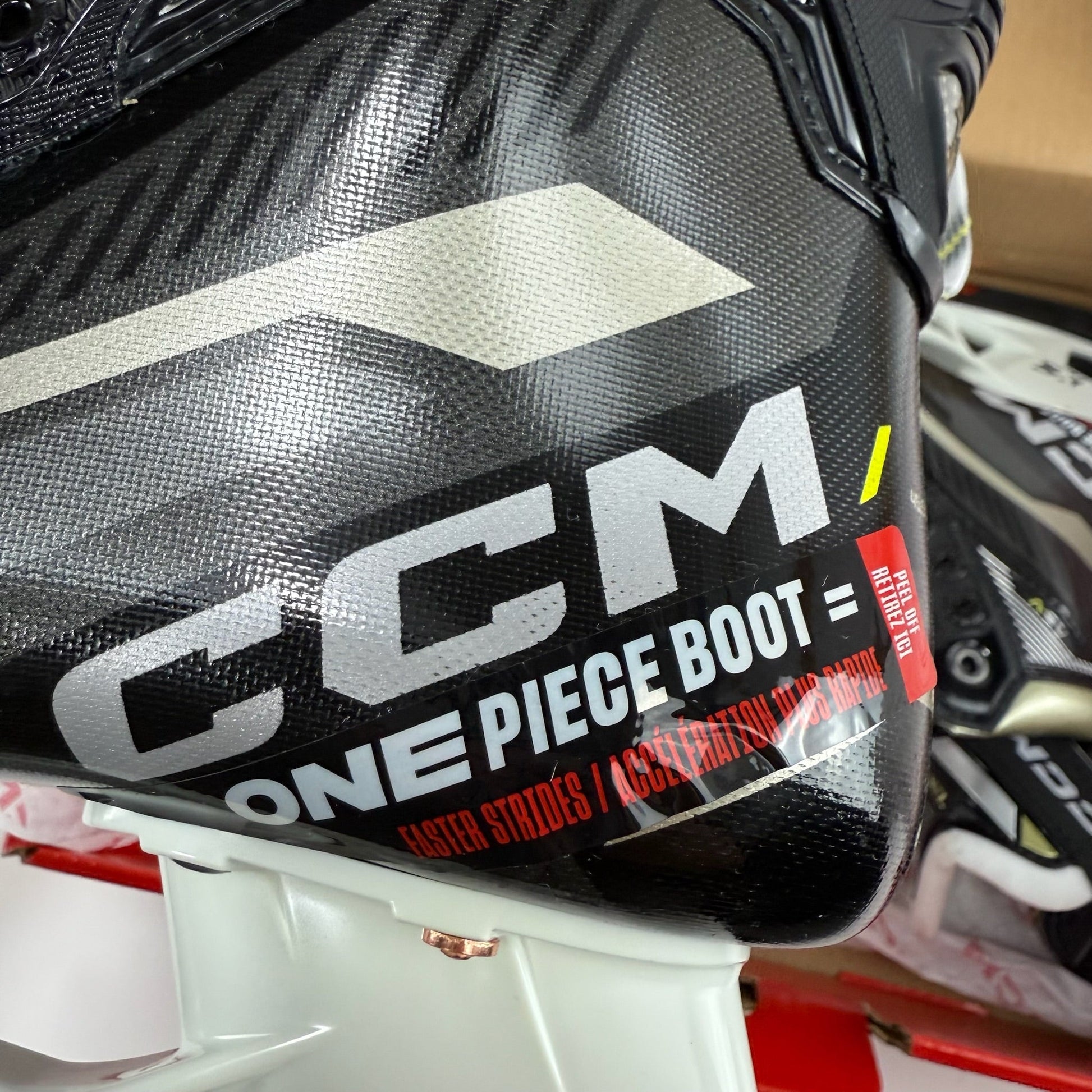 Brand New CCM Super Tacks AS-V Skates | Intermediate Size 5.5 Tapered - #F442 - Top Flight Hockey