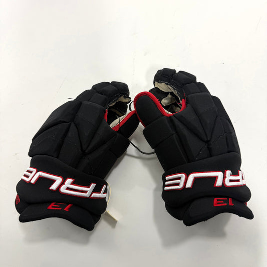 Used Black and Red Chicago Blackhawks True Catalyst 9X Gloves | 14" | Sanford | BH272 - Top Flight Hockey