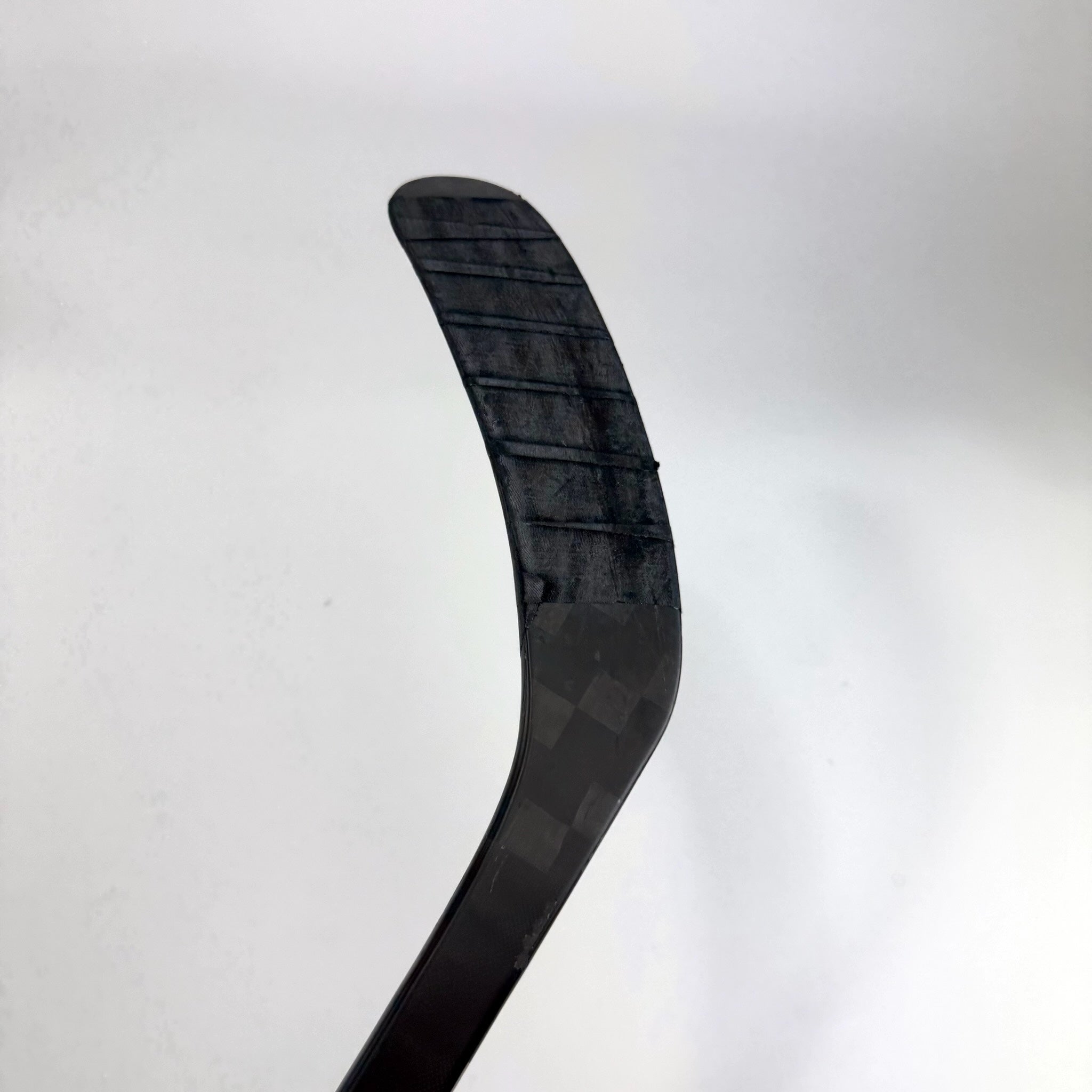 Used Right CCM Tacks XF Pro | 85 Flex Mackinnon Pro Curve Grip | F312 - Top Flight Hockey