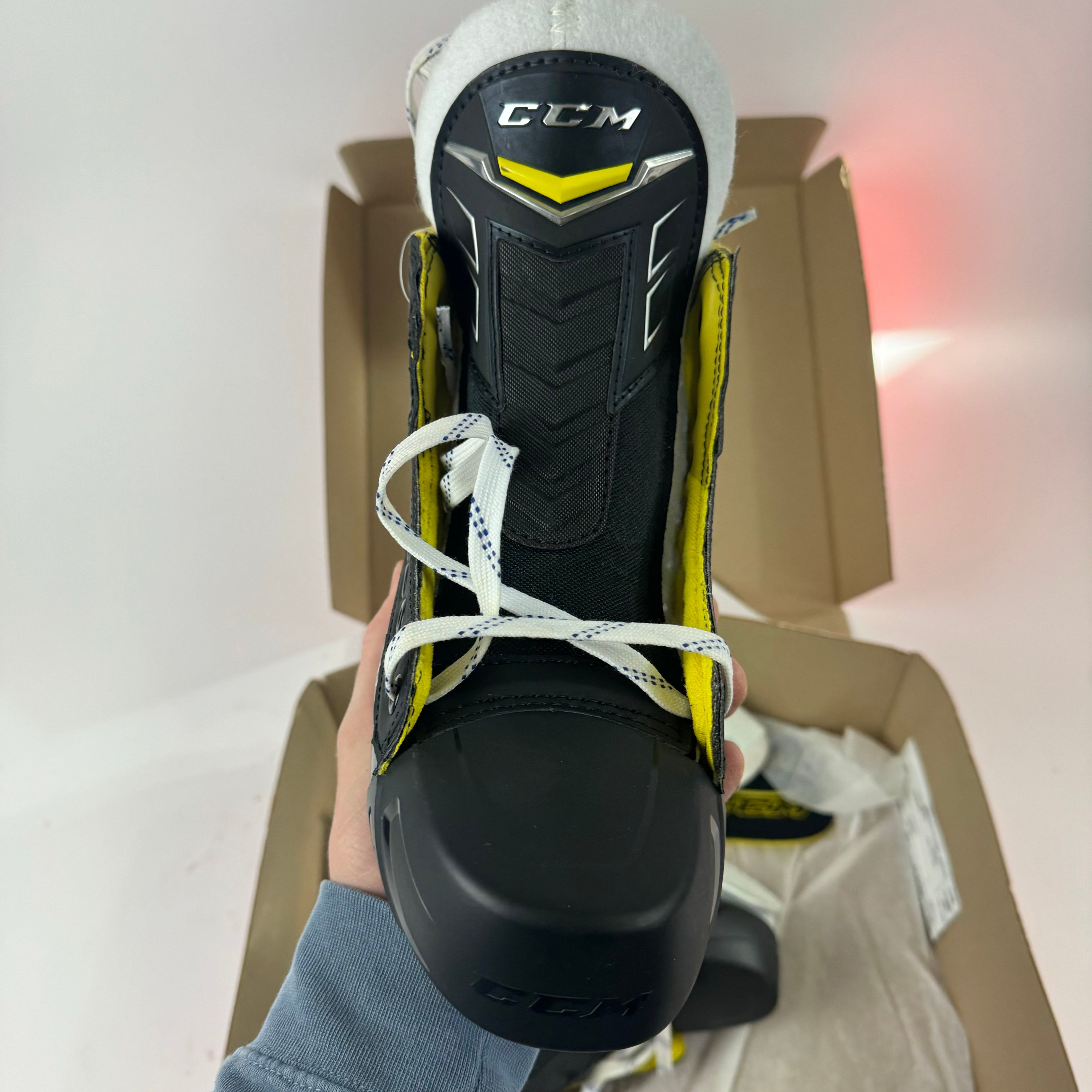 Brand New CCM Super Tacks Skates | Size 8 D | Perron | CCM279