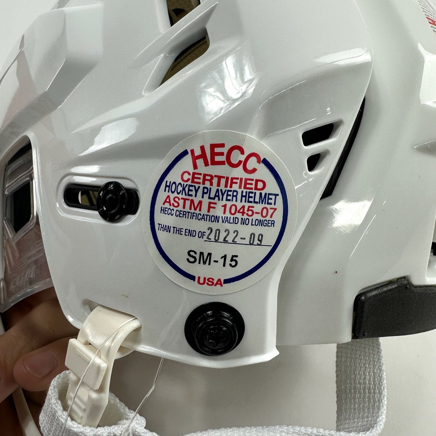 Brand New Small CCM Resistance 110 White Helmet