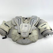 Used Vaughn V7 Pro XF Carbon Goalie Chest protector | Senior Medium