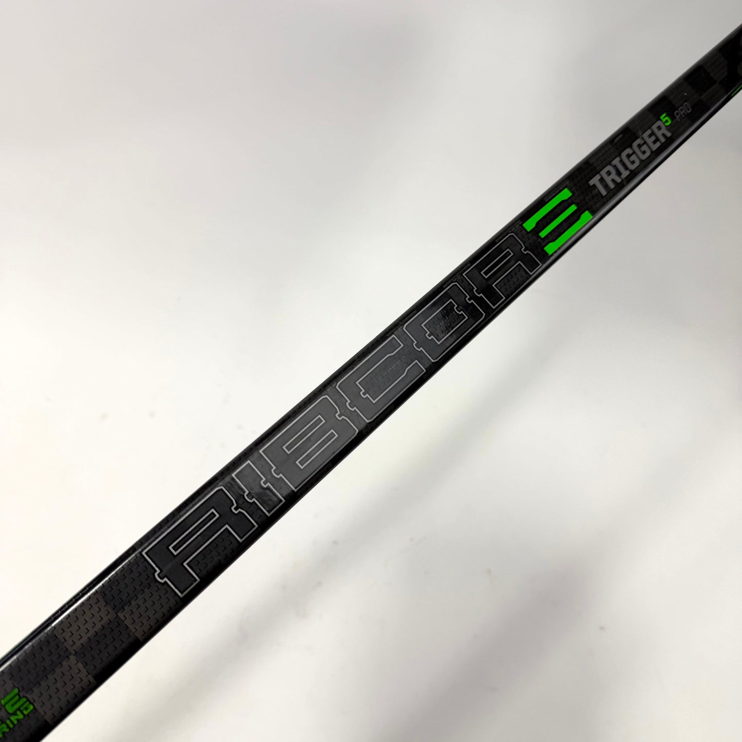 Used Left CCM Ribcor Trigger 5 Pro | 95 Flex Heel Curve Grip | R180