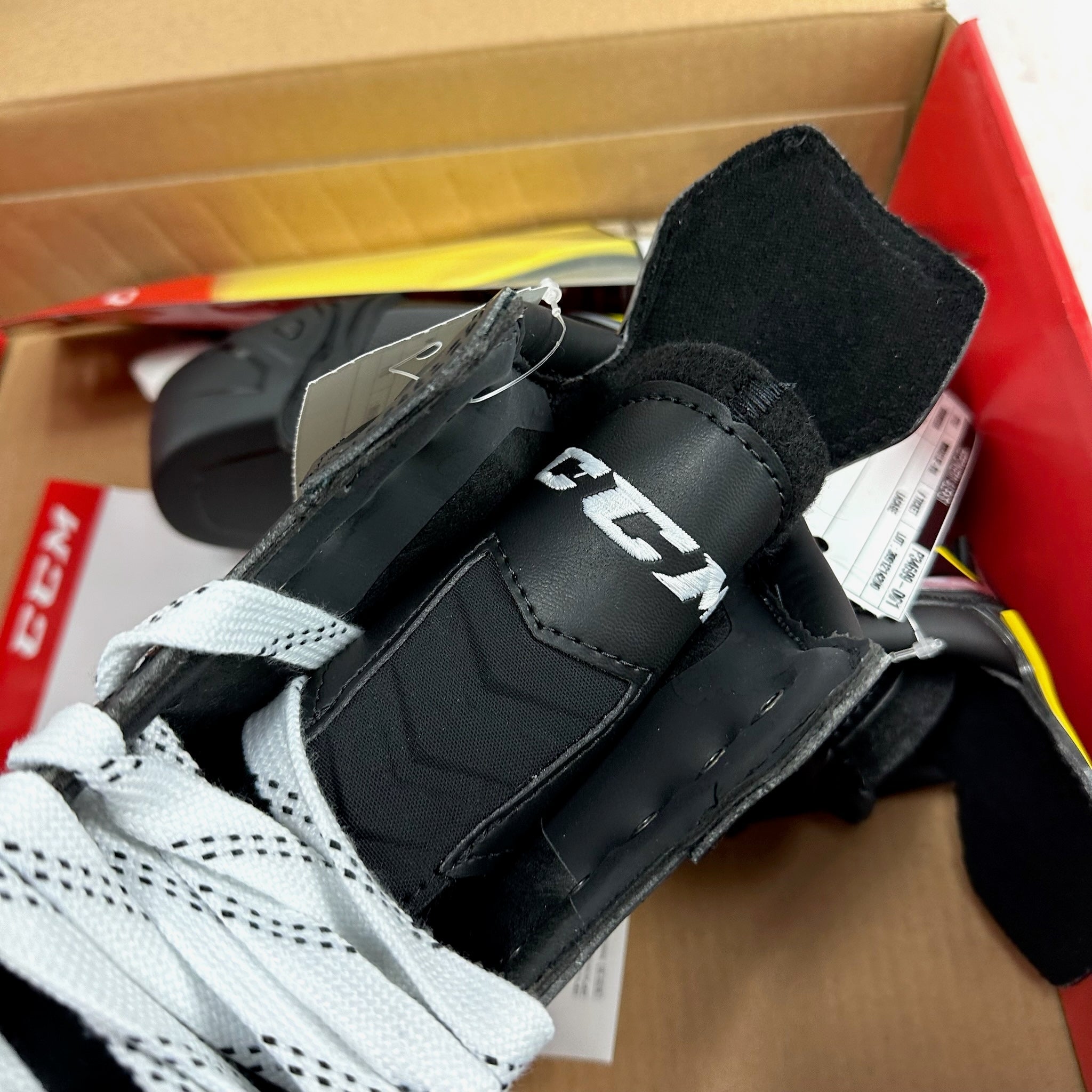 New CCM SuperTacks AS1 Skates | Size 7 1/2 D | M337