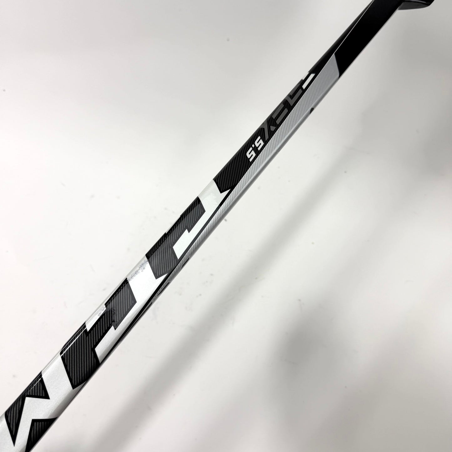 New Full Right CCM Eflex 5.5 Goalie Stick | 24" Paddle P4 Curve | F11