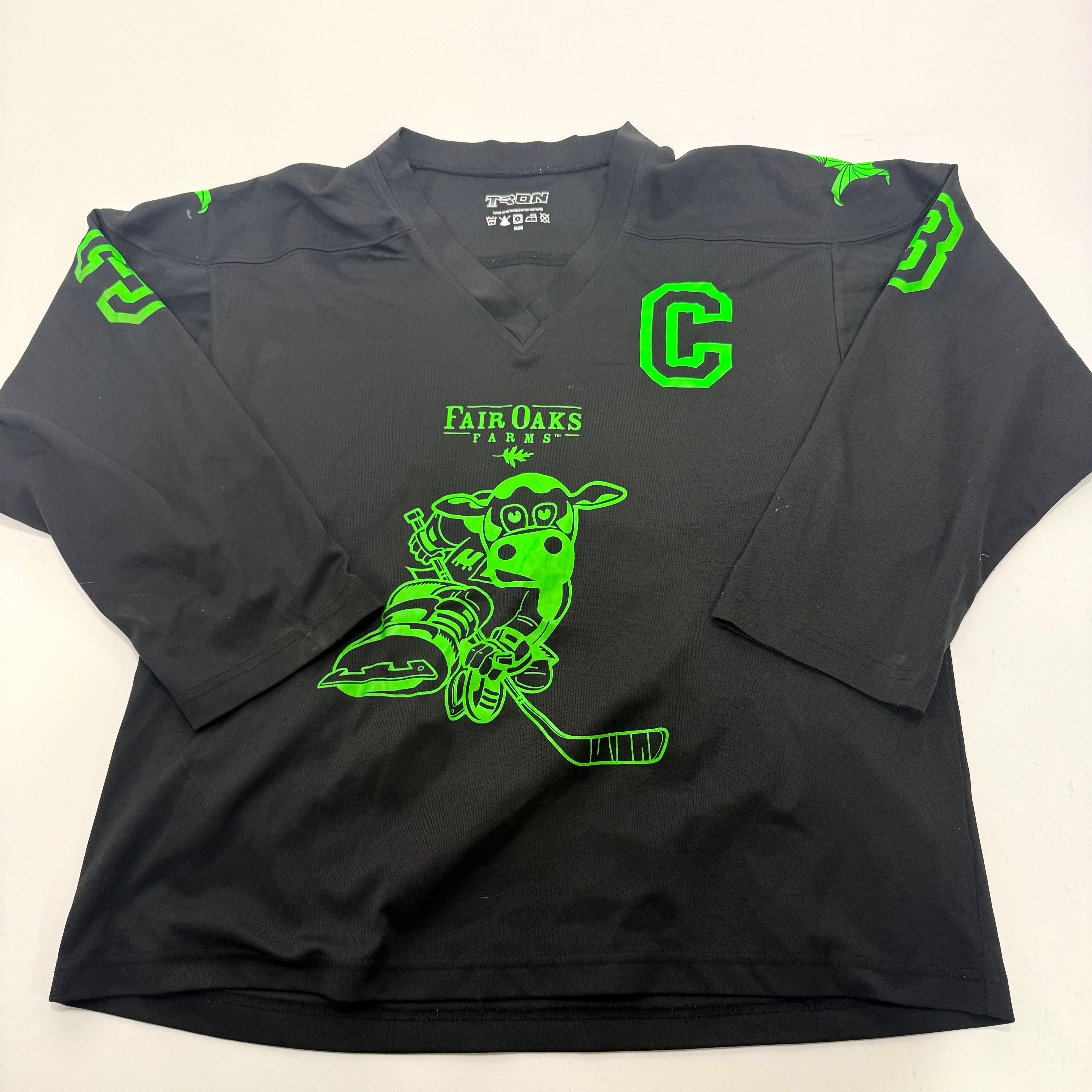 Used Black and Green Fair Oaks Farms Jersey | Medium | A92 - Top Flight Hockey