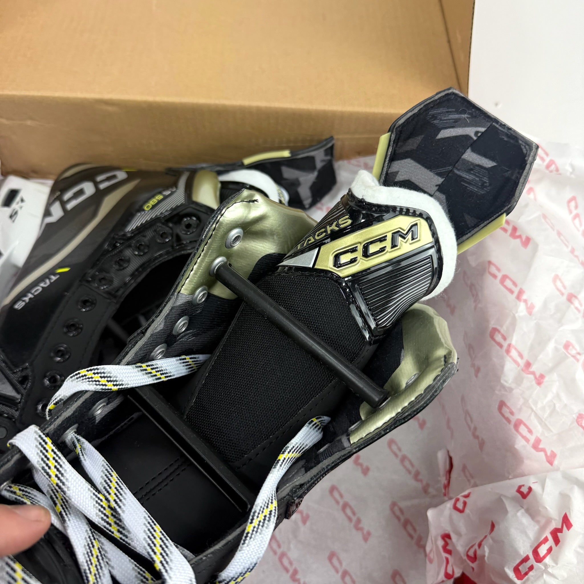 Brand New CCM Tacks AS580 | Senior Size 7 Regular - #J738 - Top Flight Hockey