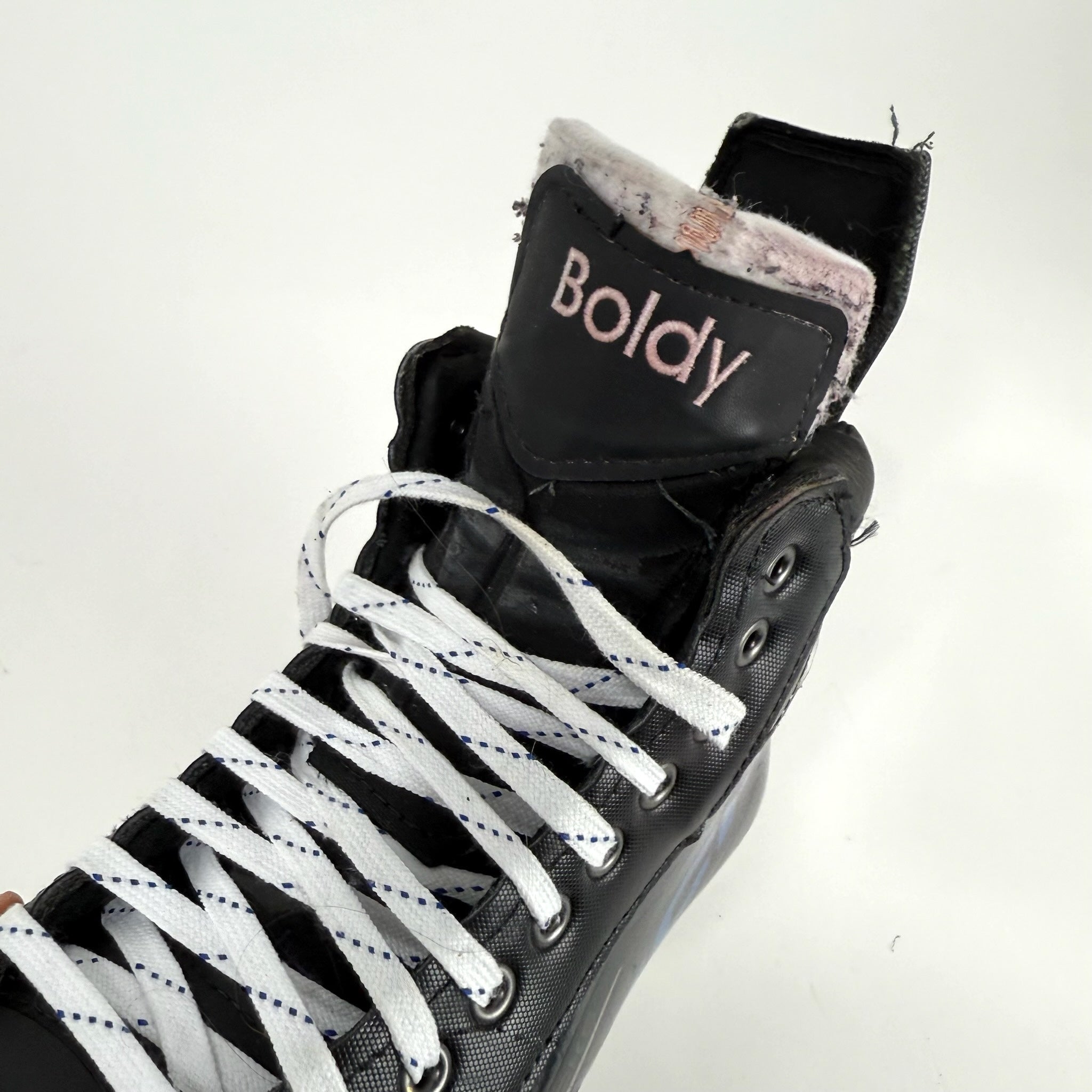 Used Black/Blue CCM Tacks XF Pro Skates | 9.5 E | E353 - Top Flight Hockey