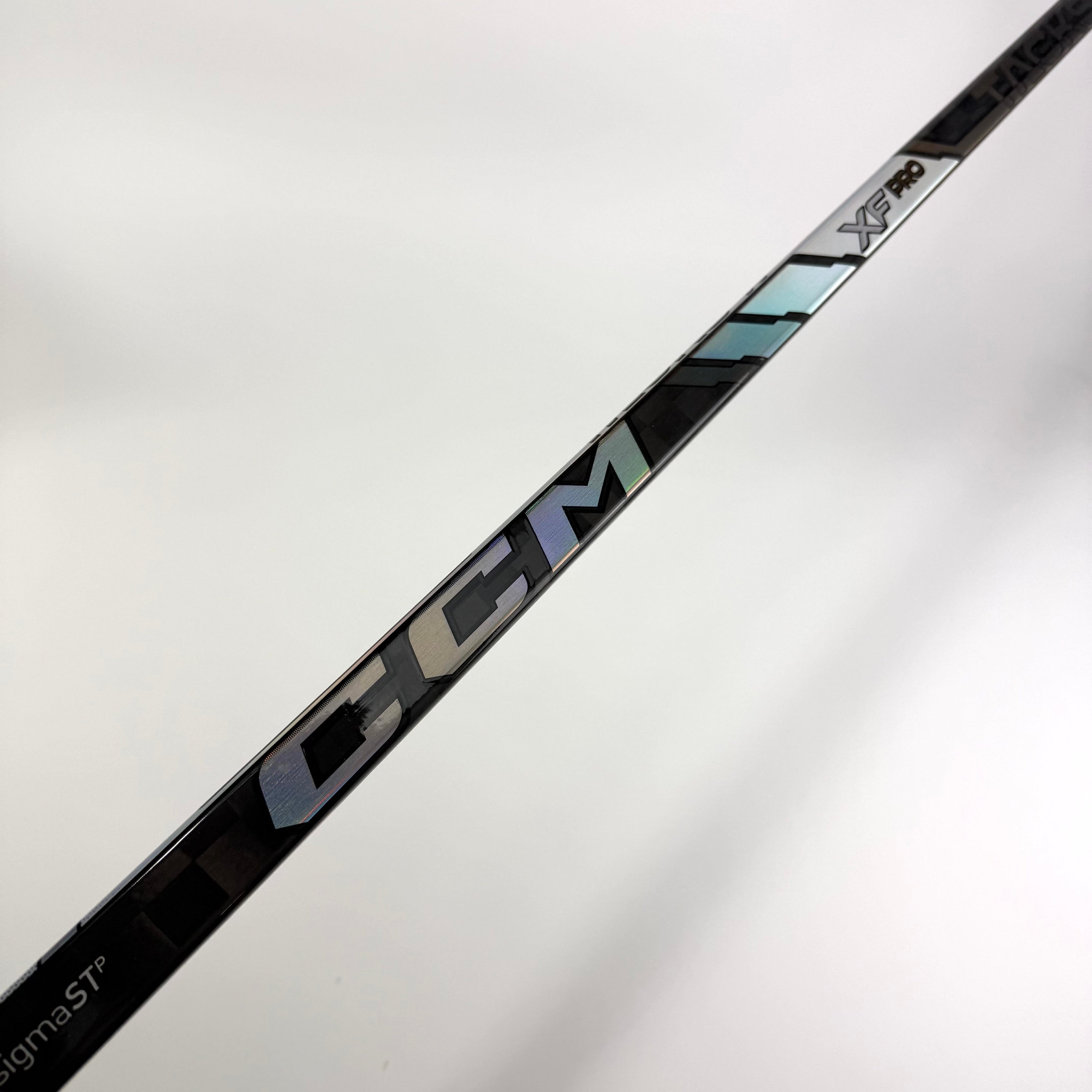 New Right CCM Tacks XF Pro | 85 Flex P28M Curve Grip | #A437 - Top Flight Hockey