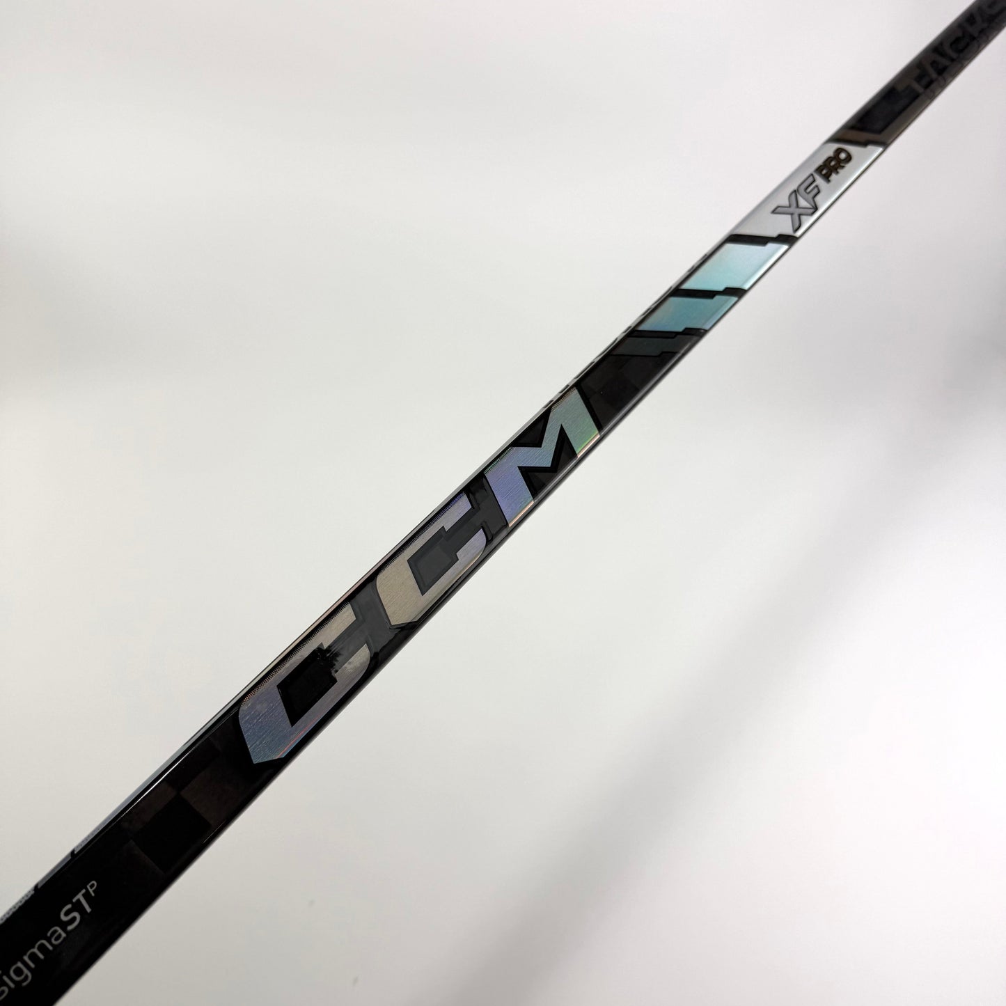 New Right CCM Tacks XF Pro | 85 Flex P28M Curve Grip | #A437