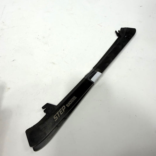 Used Black CCM Goalie 4mm XS Step Steel | 289mm | AB607 - Top Flight Hockey