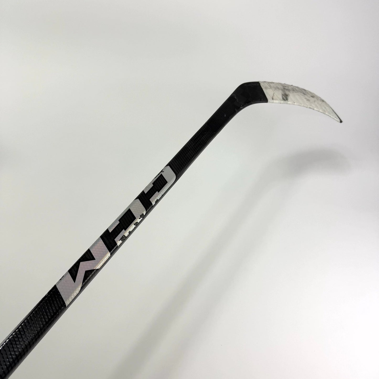 Used Left Blue CCM Jetspeed FT6 Pro | 75 Flex P28 Curve Grip | H291 - Top Flight Hockey