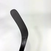 New Left Warrior Alpha LX3 | 85 Flex W88 Curve Grip | F458 - Top Flight Hockey