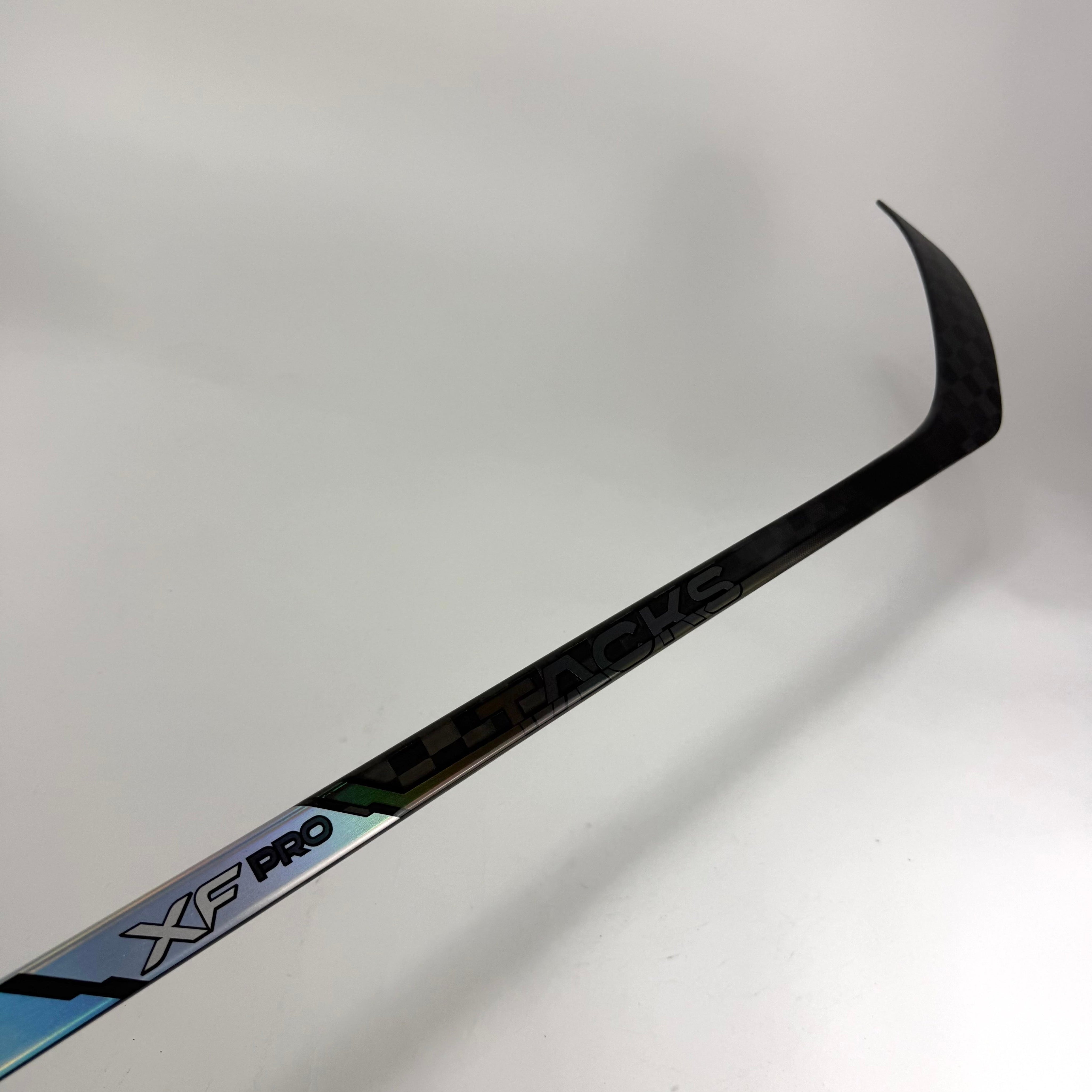 New Right CCM Tacks XF Pro | 85 Flex P28M Curve Grip | E783 - Top Flight Hockey
