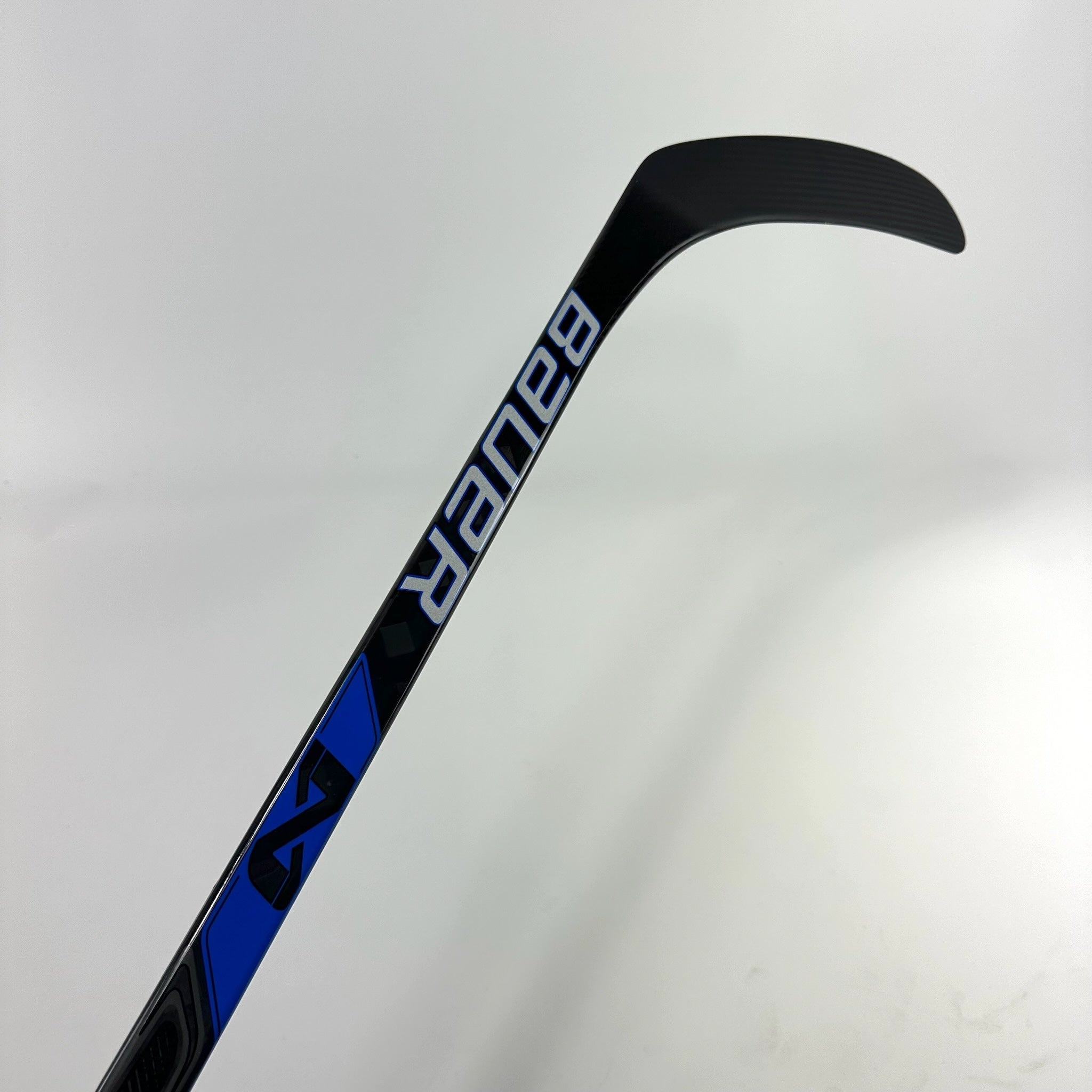 New Left Bauer Nexus 8000 67 Flex PM9 Grip H42