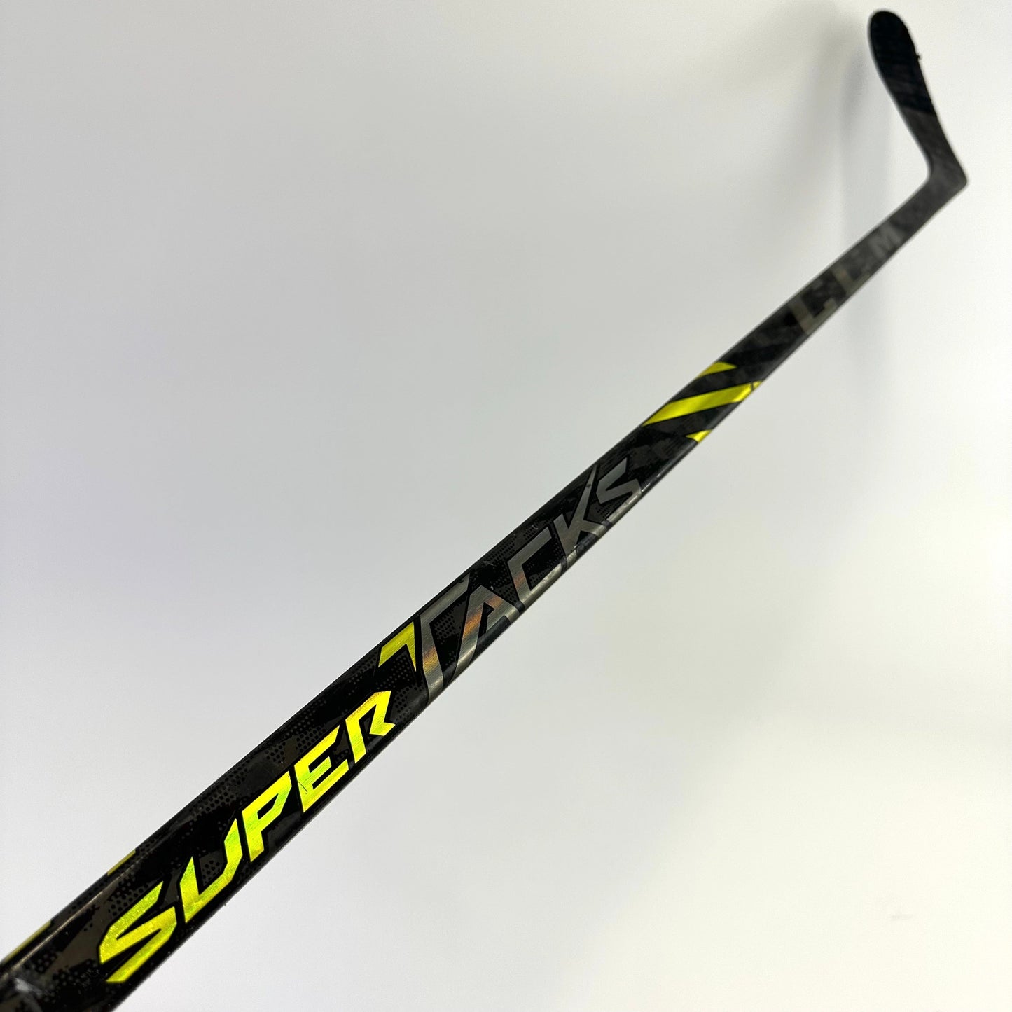 Used Left Handed CCM Super Tacks AS4 Pro 85 Flex P28 Curve Grip | E76