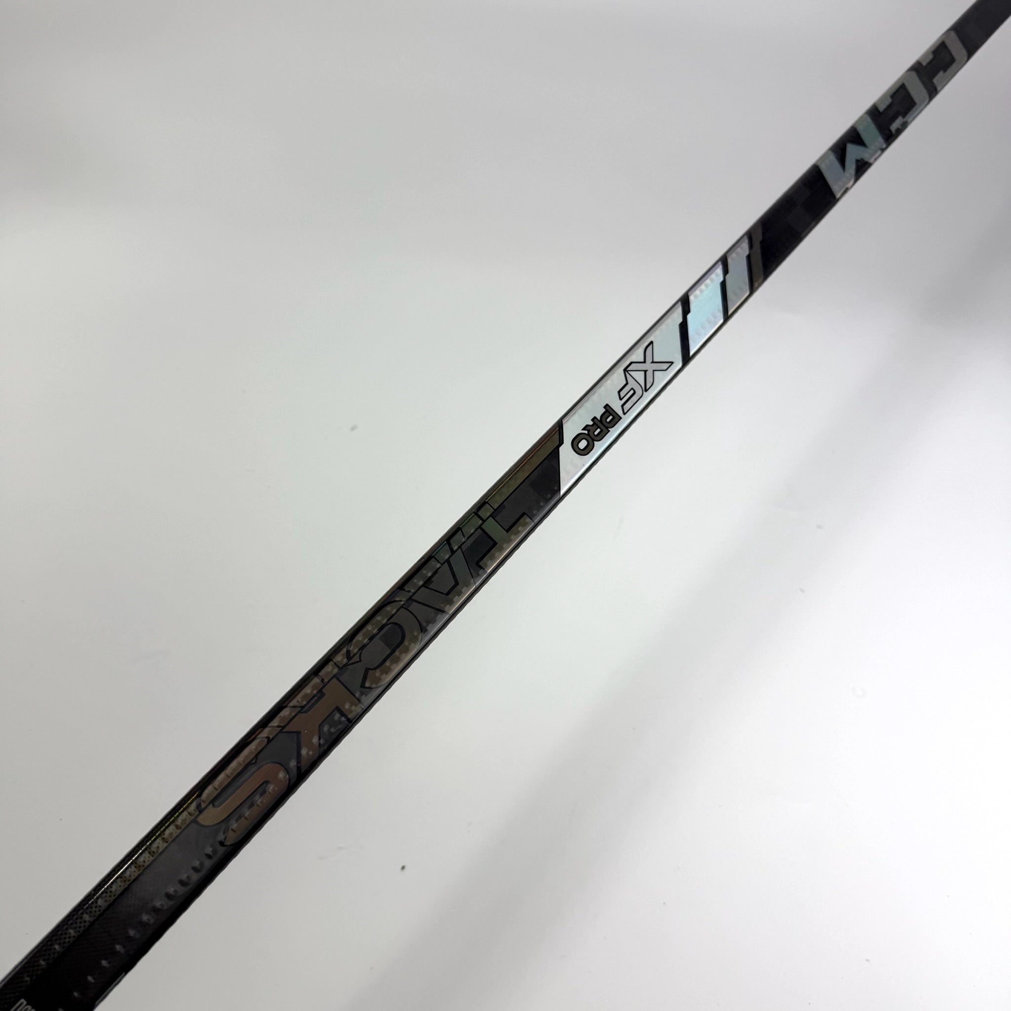 Used Right CCM Tacks XF Pro | 85 Flex Mackinnon Pro Curve Grip | F312 - Top Flight Hockey