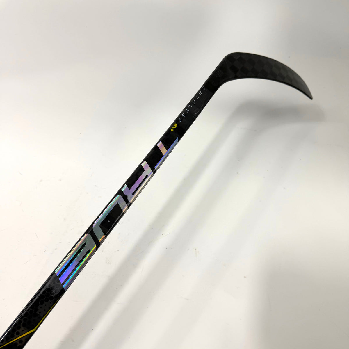 New Left True Catalyst 9X3 | 80 Flex P92M Curve Grip | F288 - Top Flight Hockey