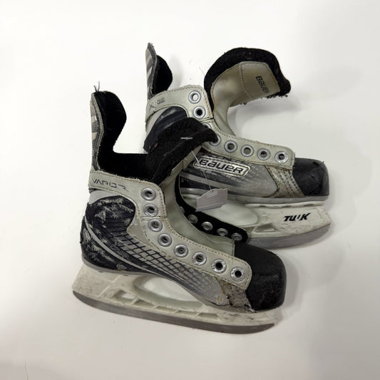 Used Bauer Vapor X:05 Skates | Yth 11 D | AB420