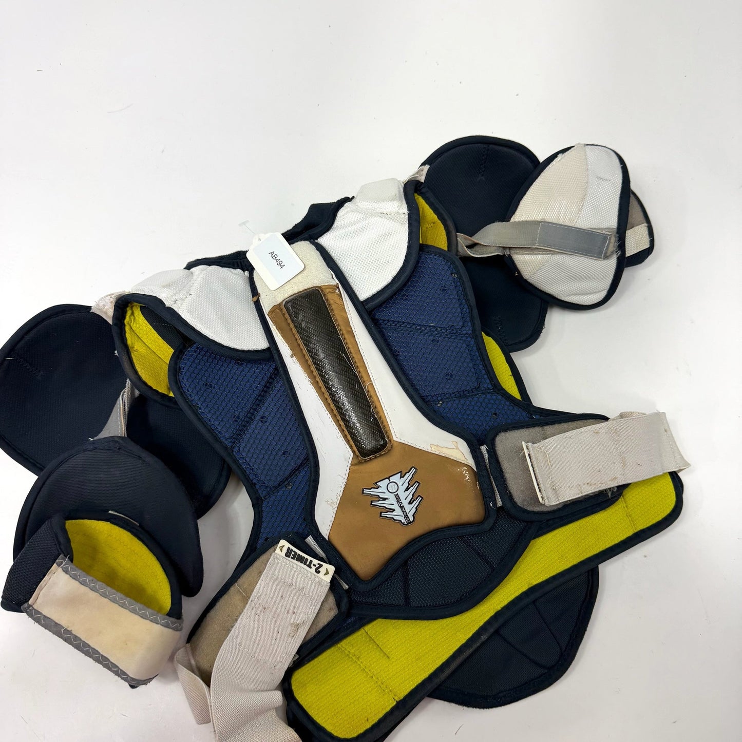 Used Warrior Shoulder Pads | Sr. Small? | AB494