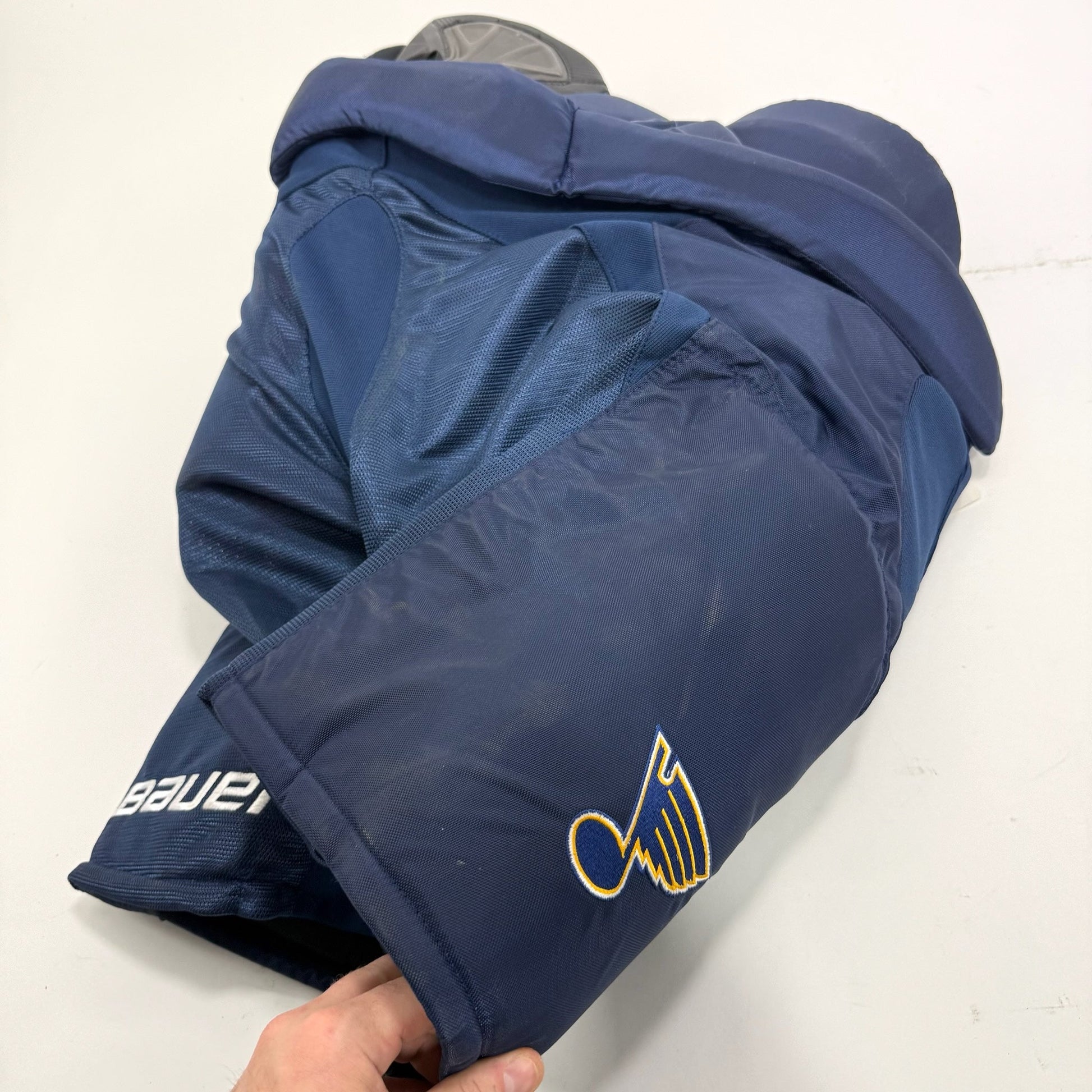 New Navy STL Blues Bauer Vapor Pro Pants | XL | U255 - Top Flight Hockey