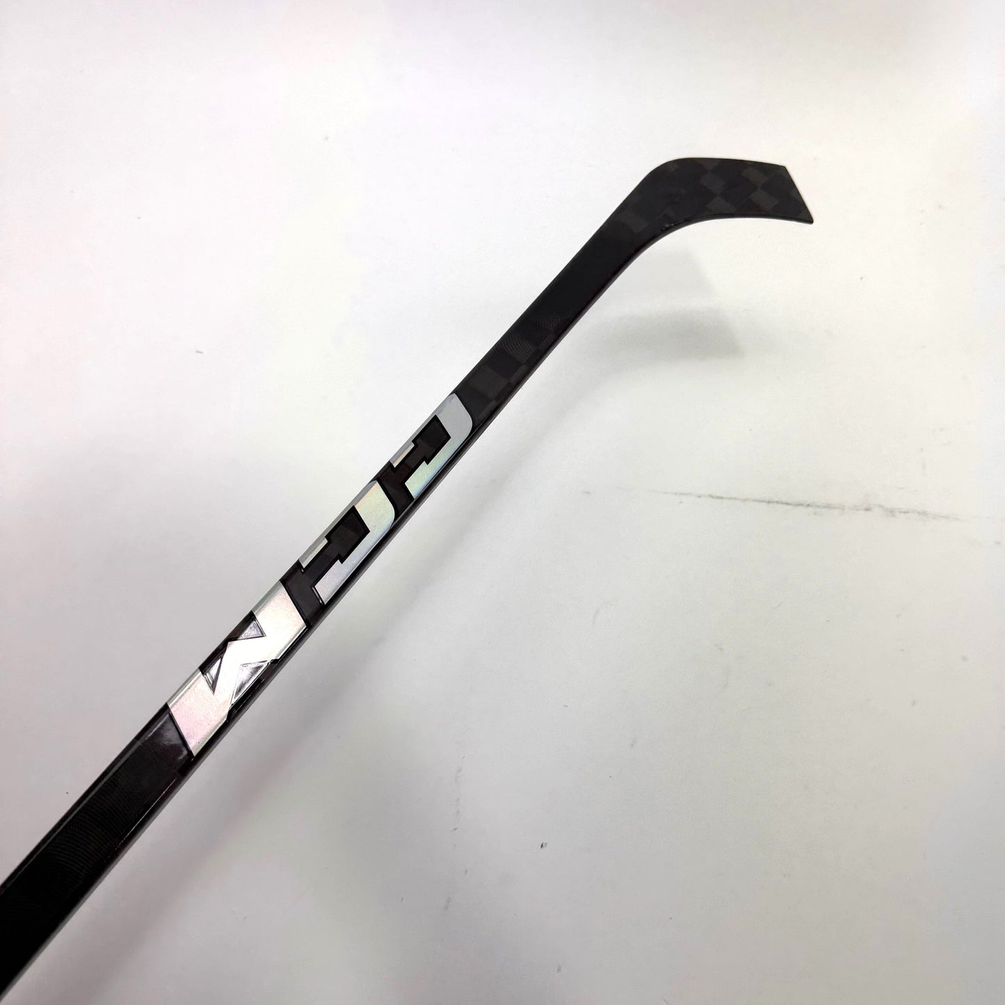 Broken Left CCM Jetspeed FT8 Pro | 95 Flex P92 Curve Grip | Jason Dickinson | BH182