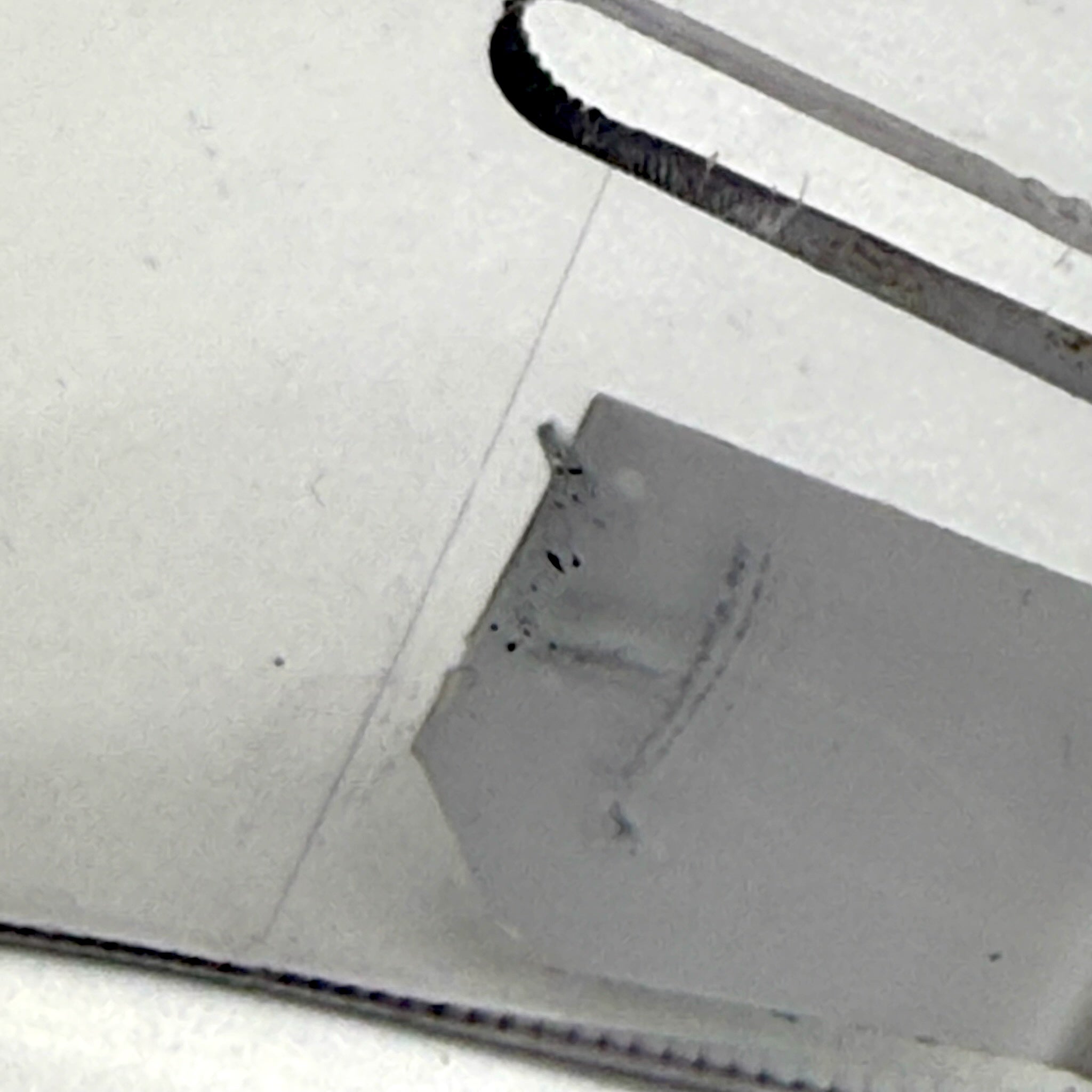 Used Oakley Regular Cut Visor Sku#V111 - Top Flight Hockey