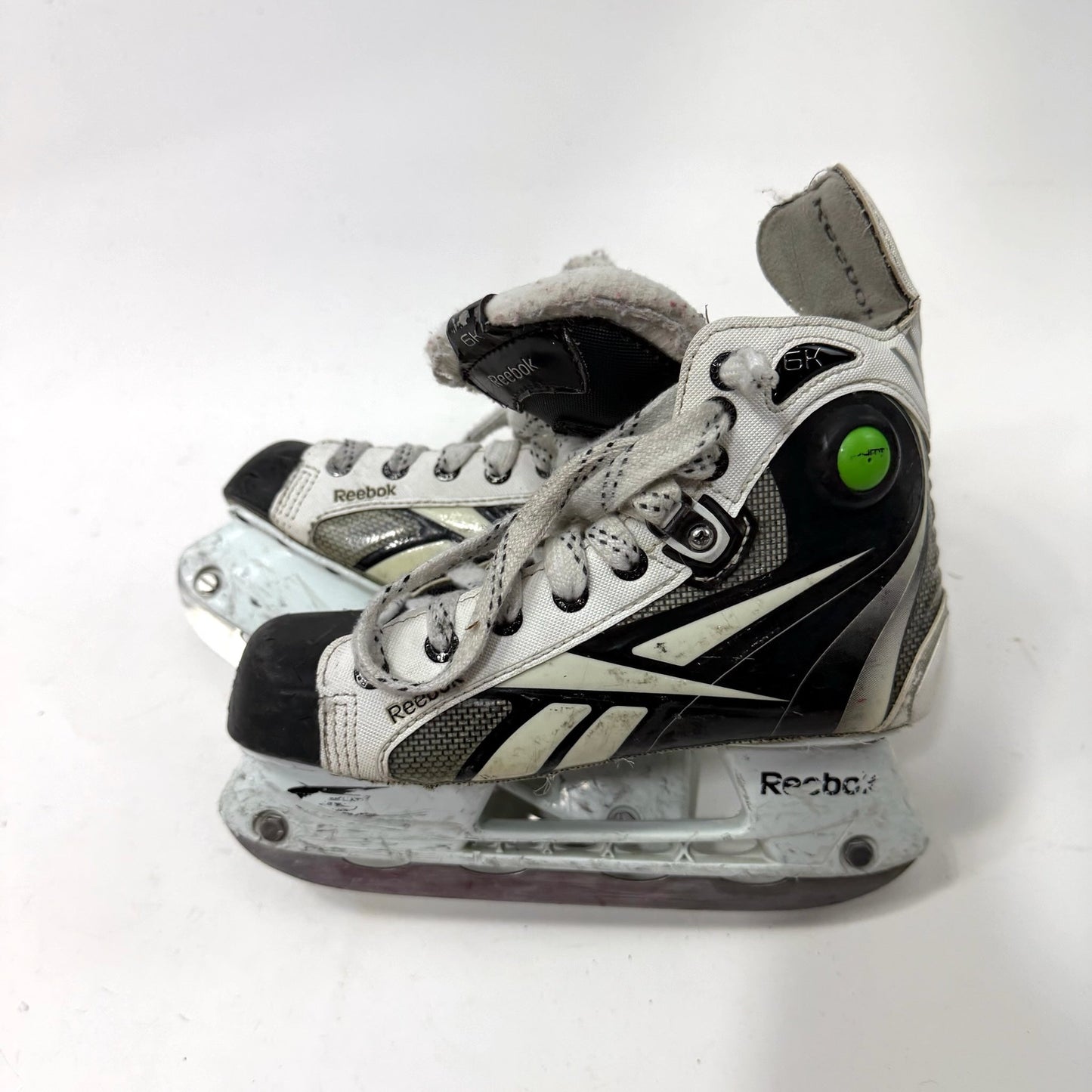 Used White Reebok 6K Skates | Size 3 D | AB488
