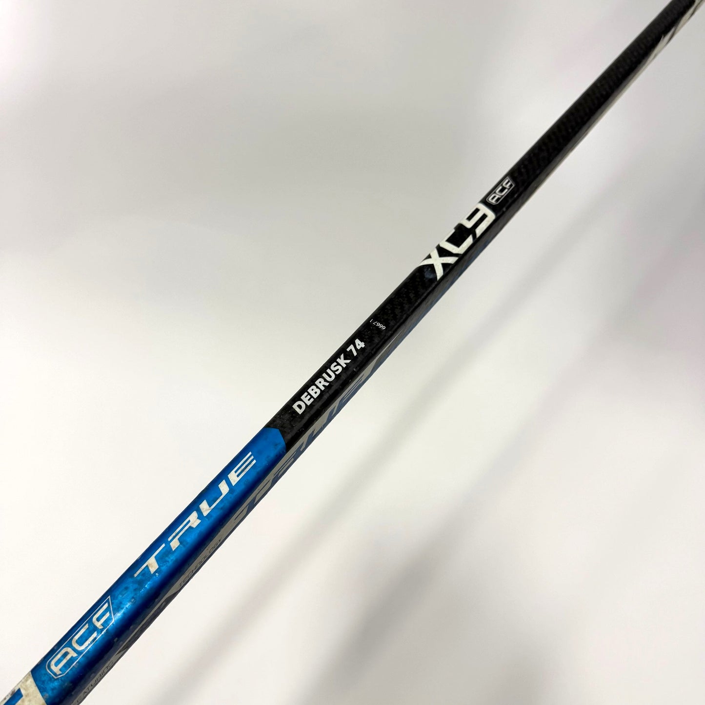 Used Left True XC9 | 75 Flex P28 Curve Grip | Debrusk | AB553