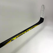Used Left Bauer Nexus SYNC | 77 Flex P46 Curve Grip | E800 - Top Flight Hockey