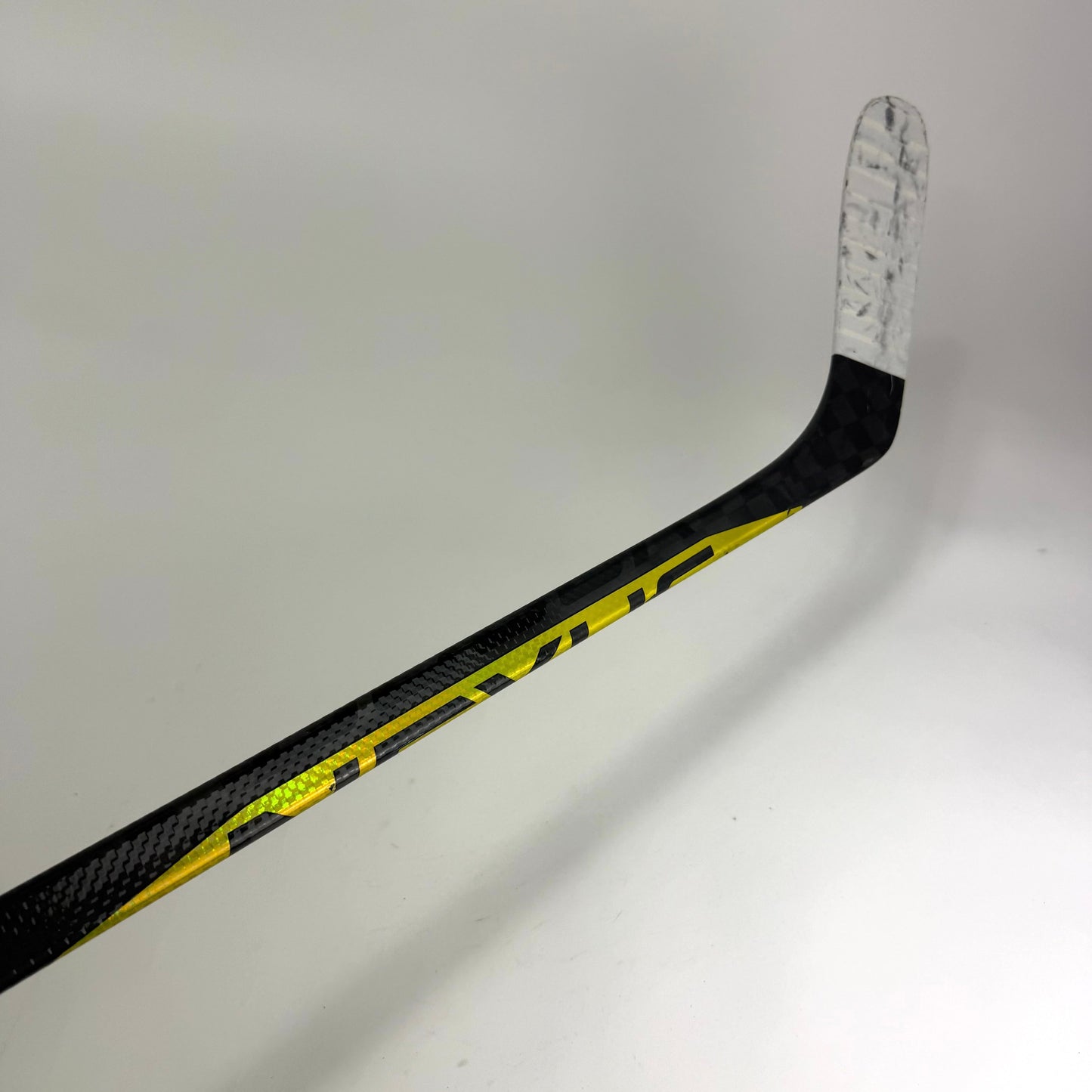 Used Left Bauer Nexus SYNC | 77 Flex P46 Curve Grip | E800