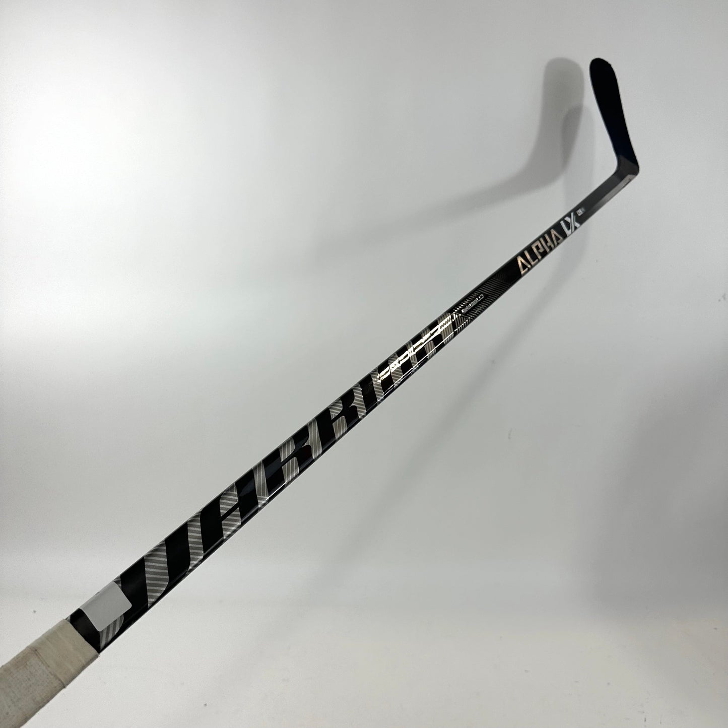 Used Left Handed White Warrior Alpha LX Pro | 90 Flex | P92 Curve | Dadonov | Grip | A304 - Top Flight Hockey